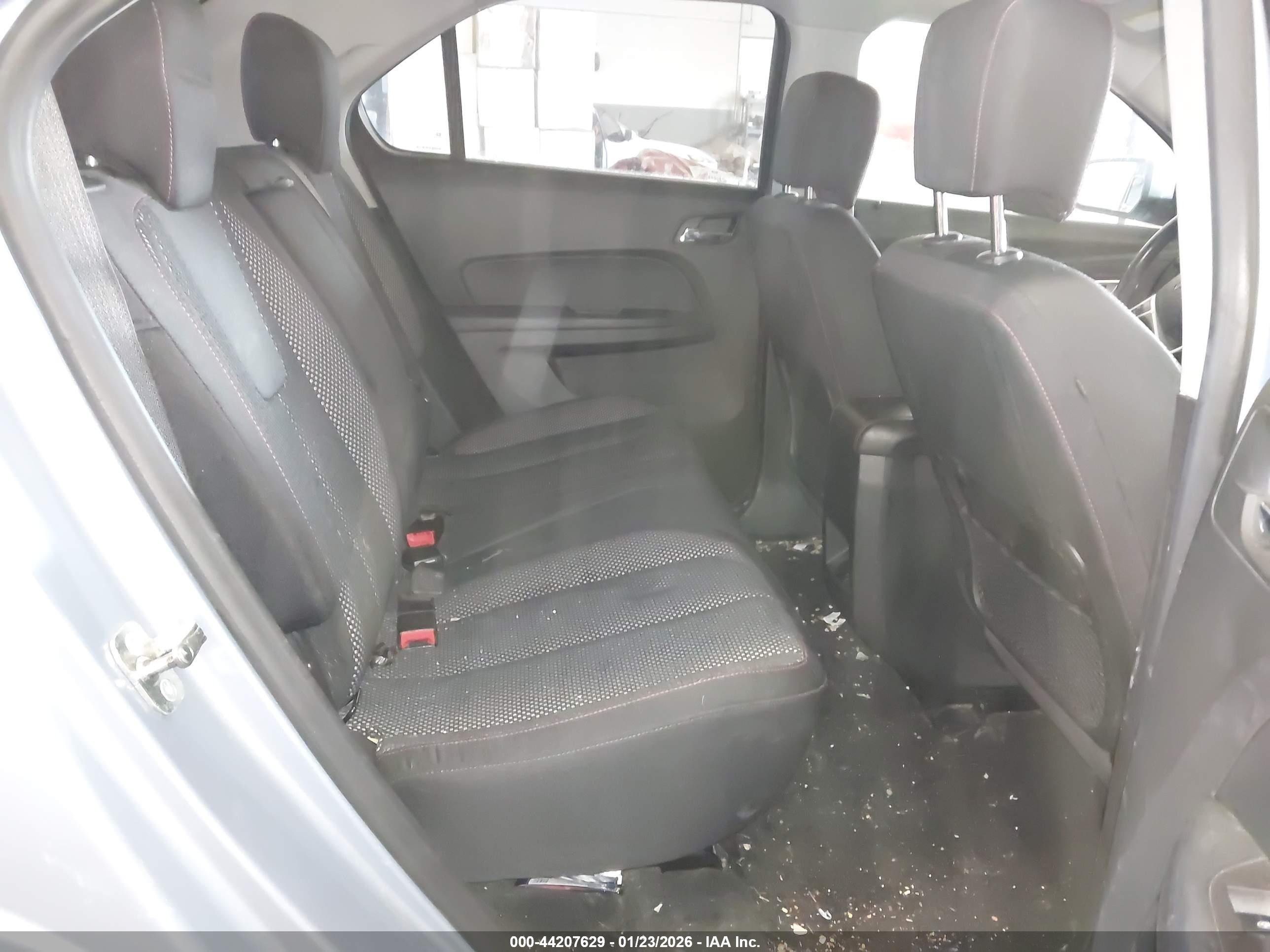 CHEVROLET EQUINOX image 8