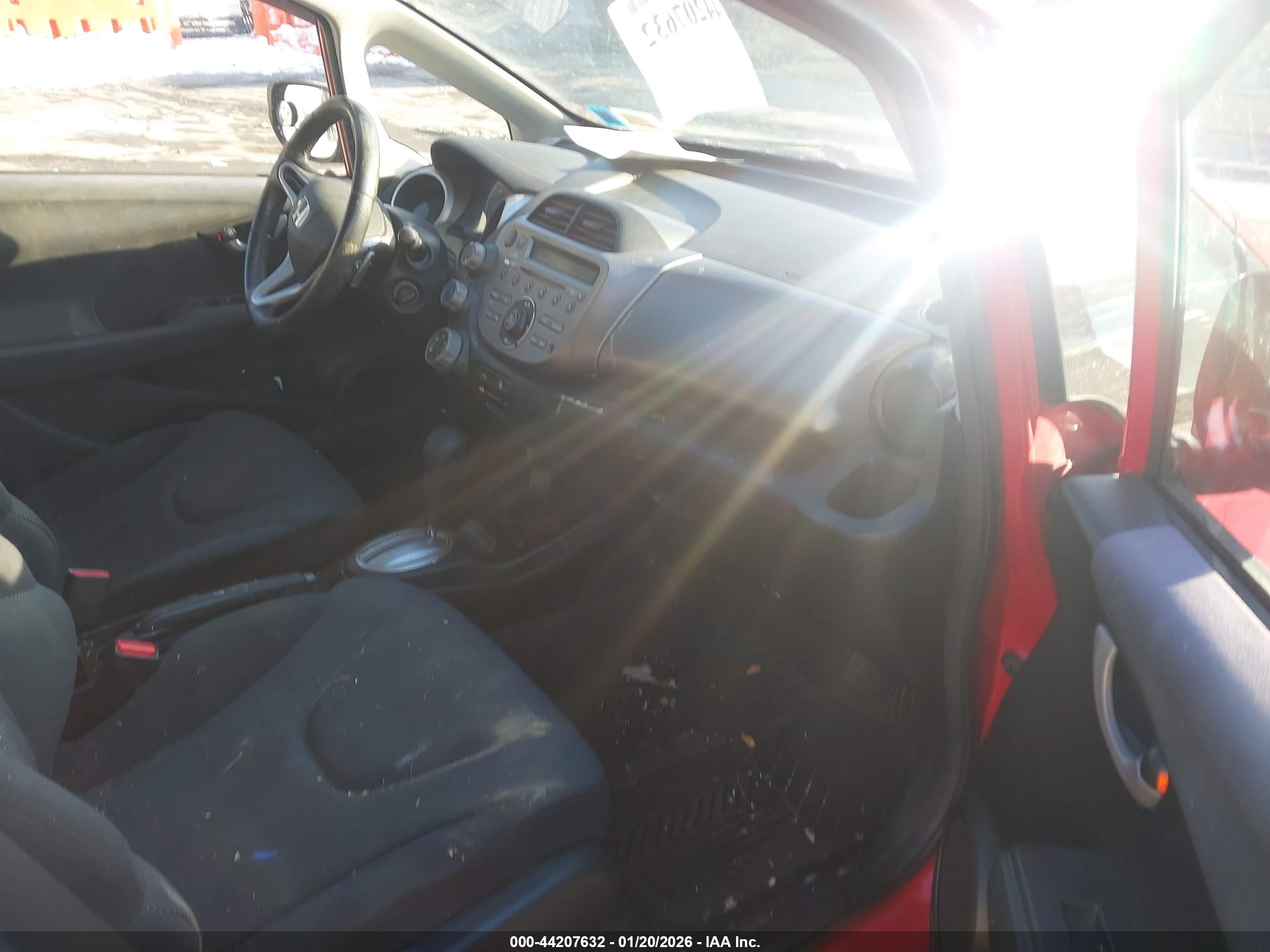 HONDA FIT image 5