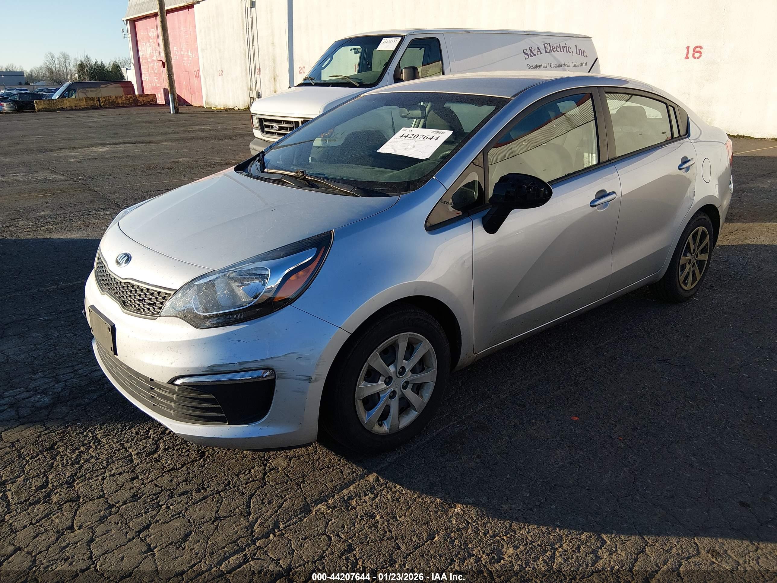 KIA RIO image 2