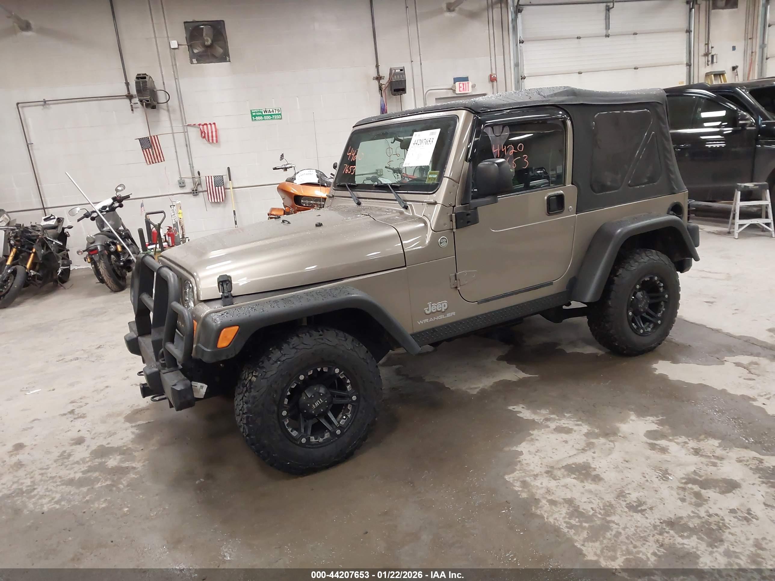 JEEP WRANGLER image 2