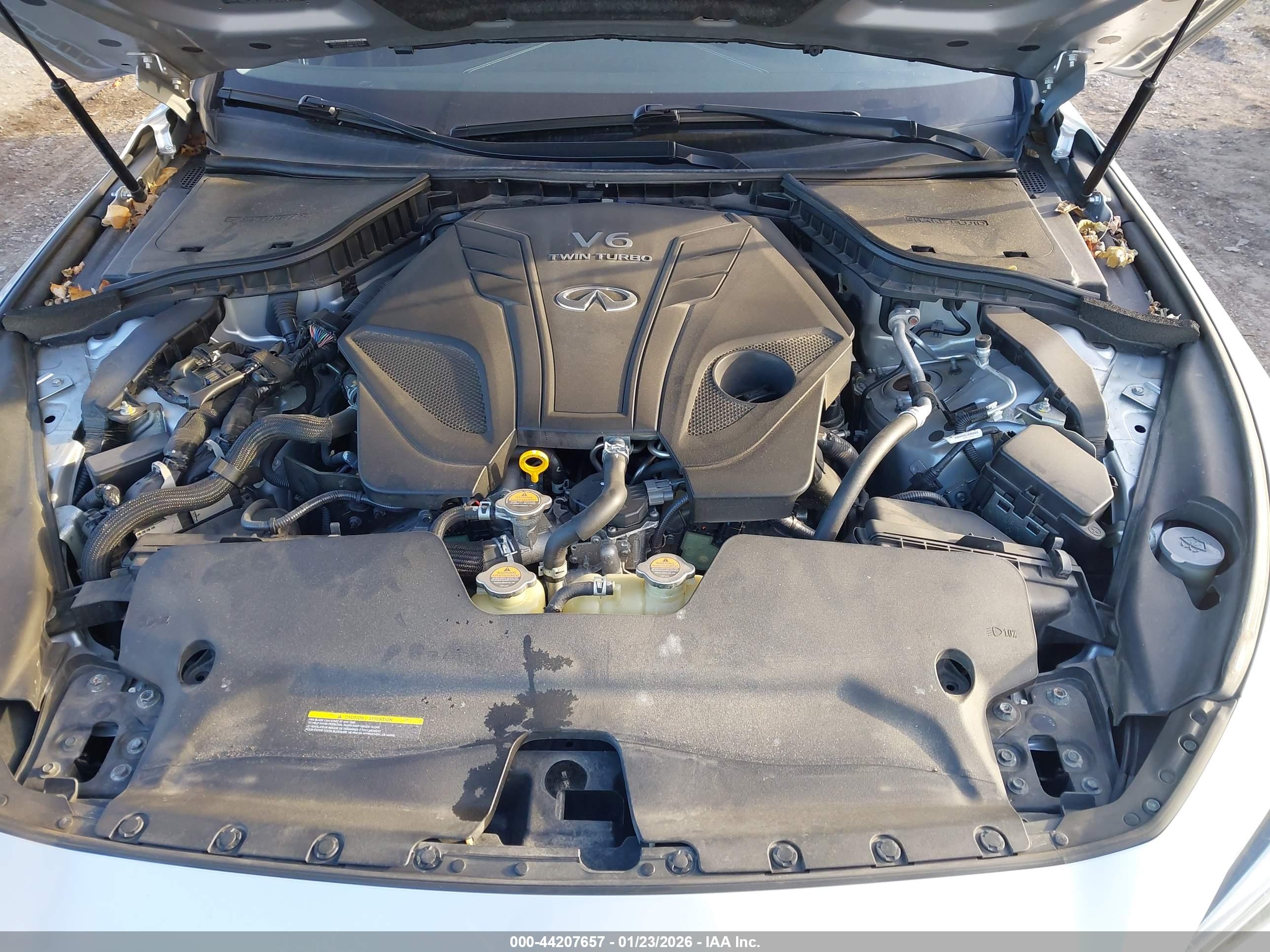 INFINITI Q50 image 10
