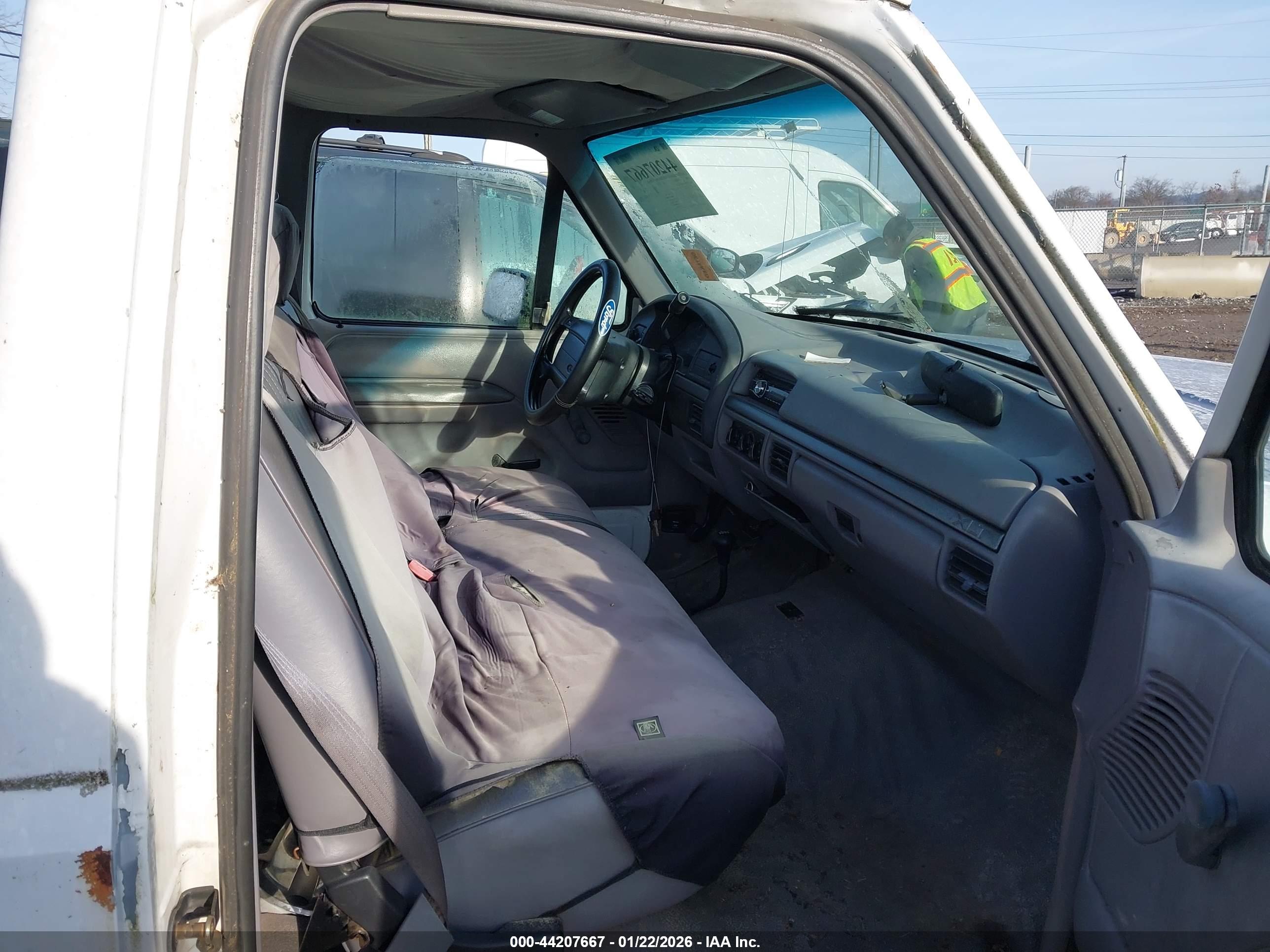 FORD F150 image 5