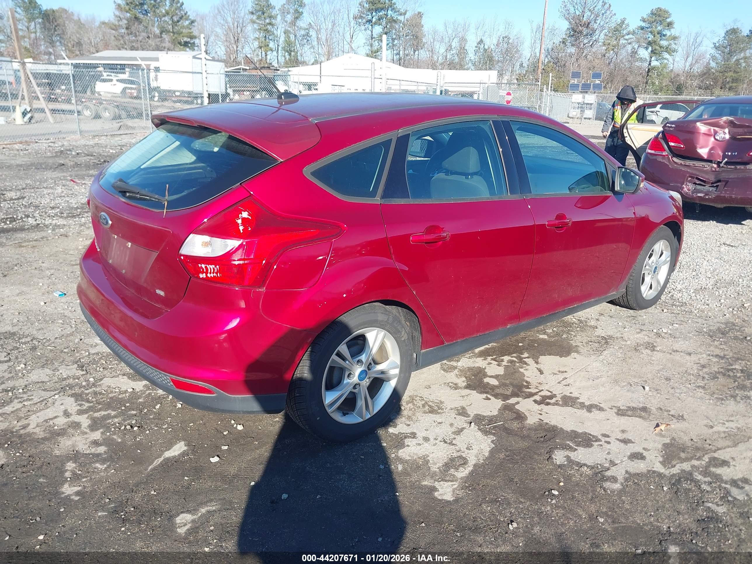 FORD FOCUS image 4