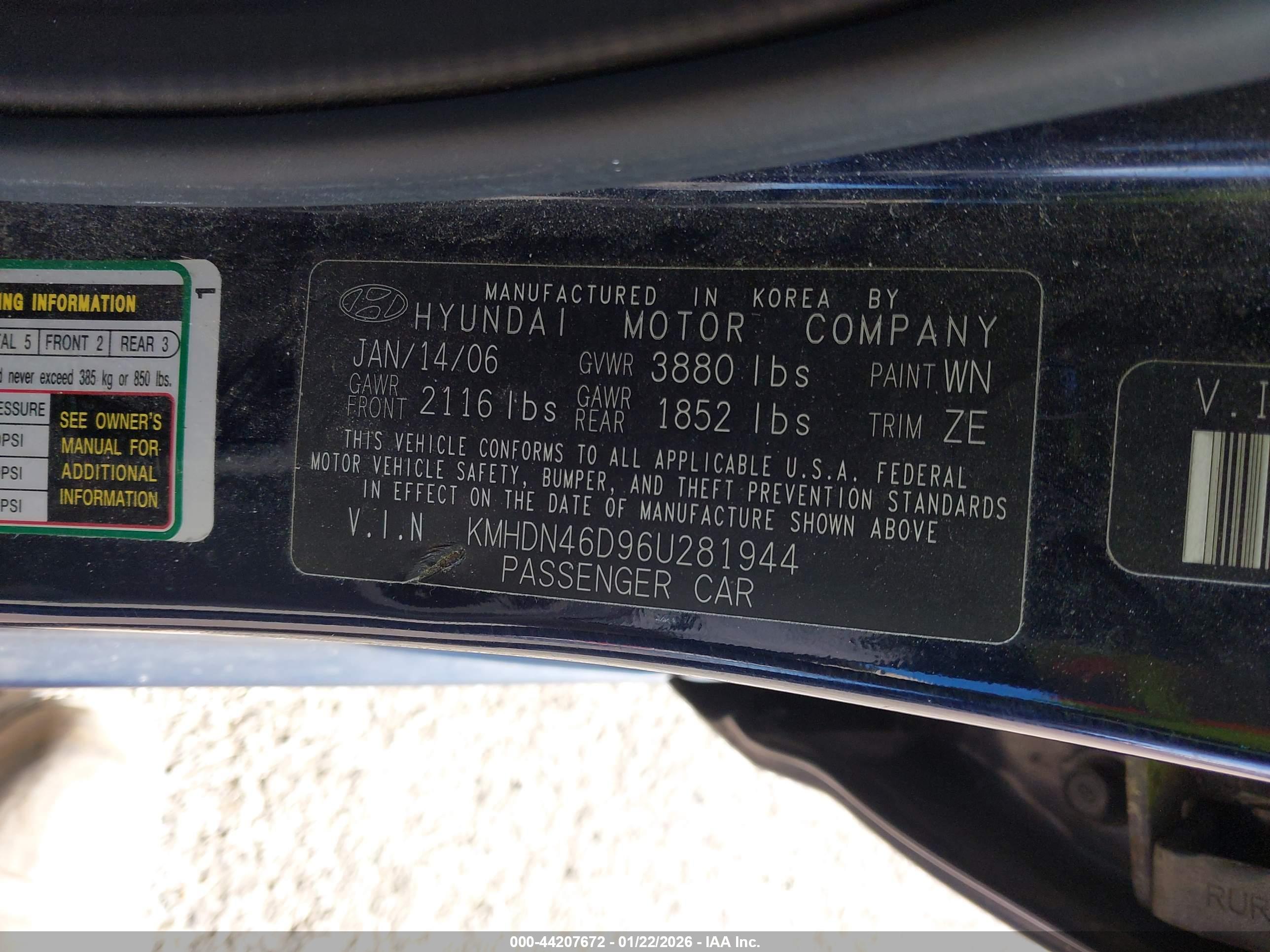 HYUNDAI ELANTRA image 9