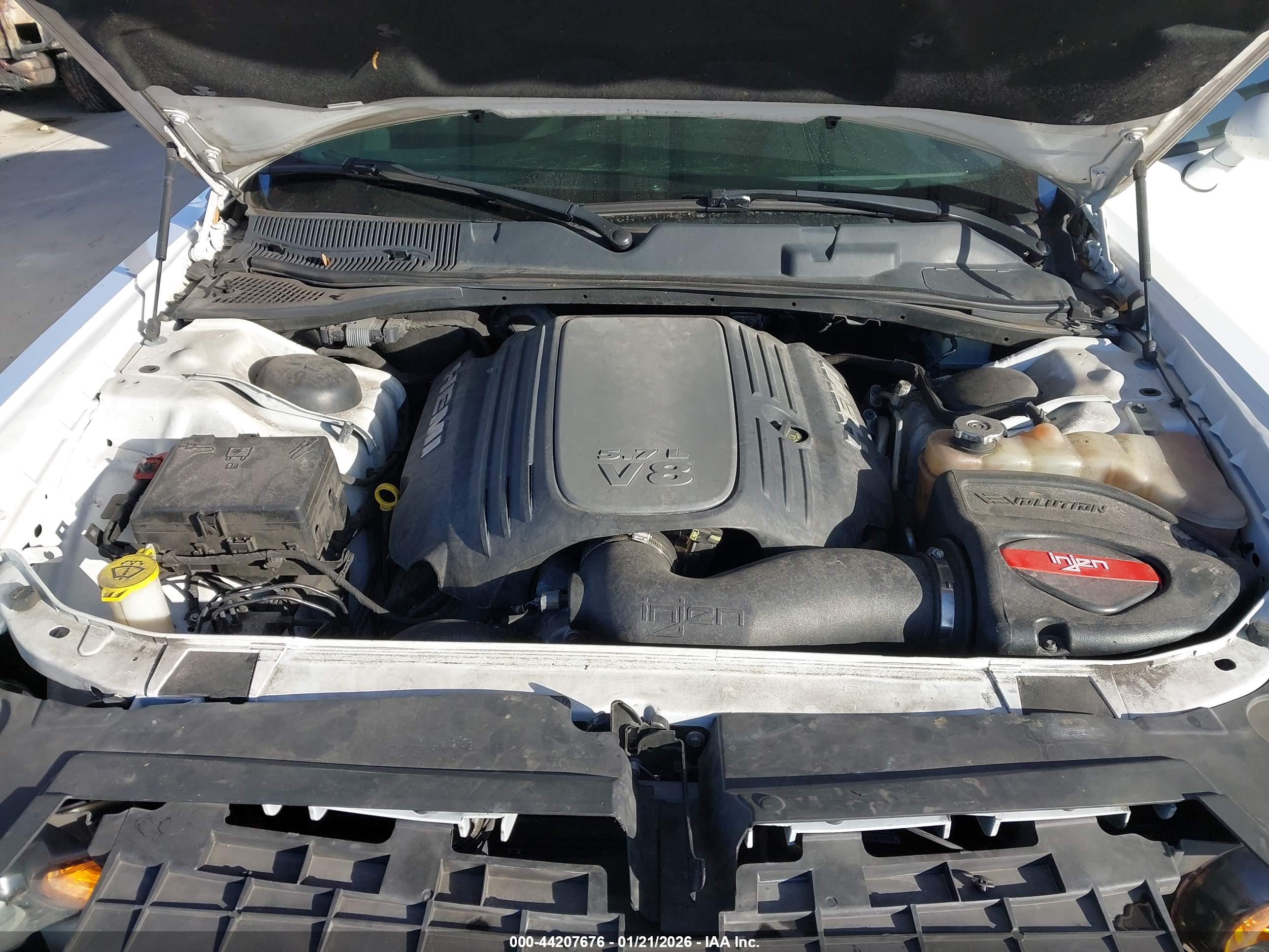 DODGE CHALLENGER image 10