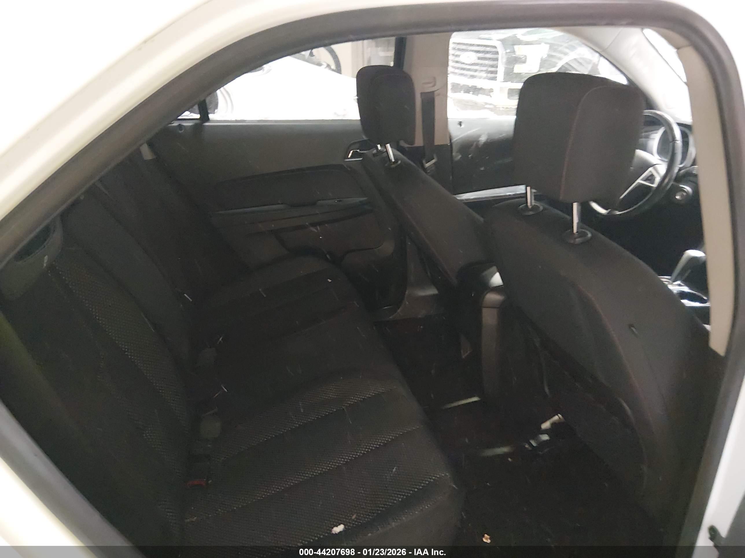 CHEVROLET EQUINOX image 8