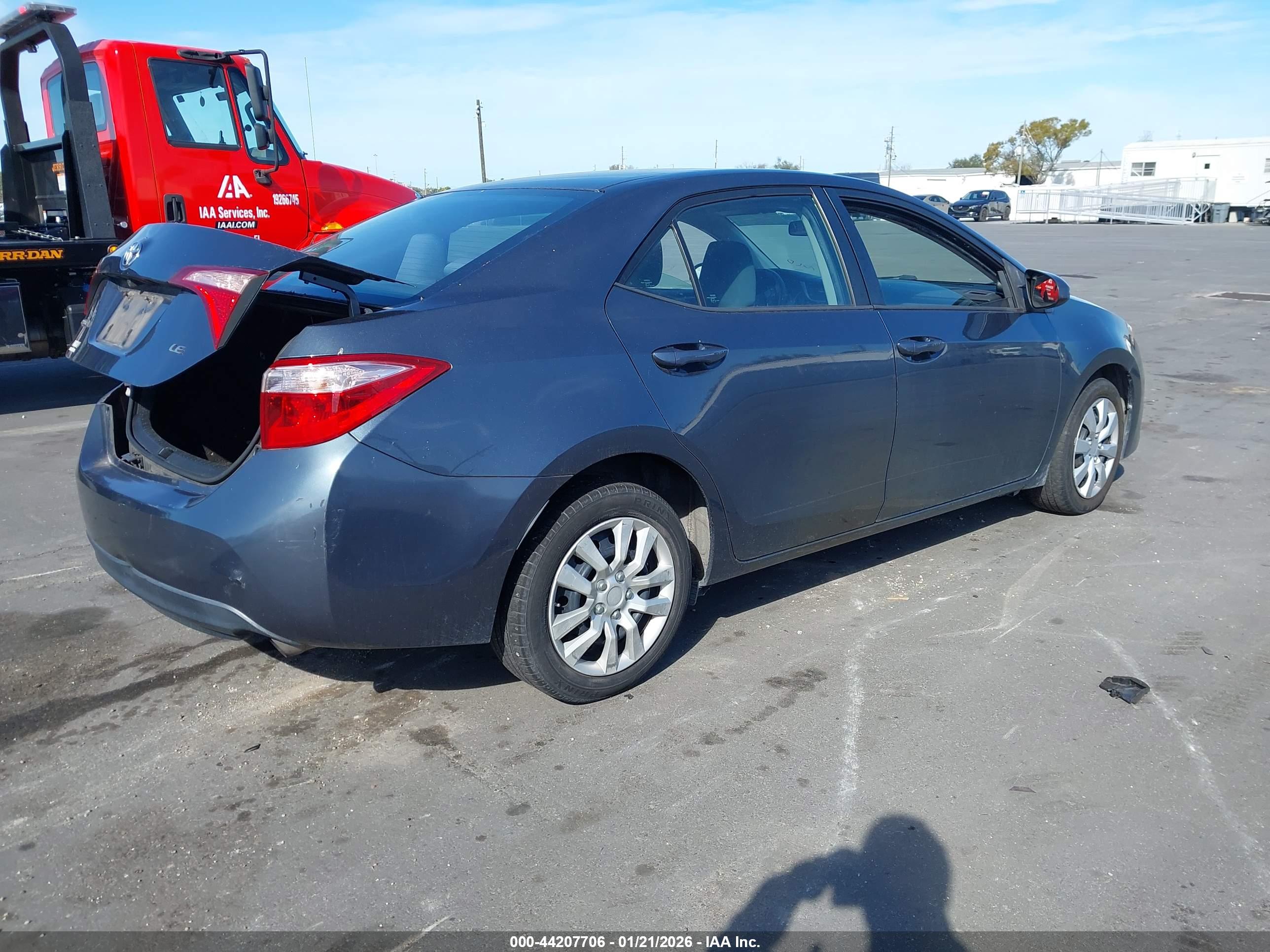 TOYOTA COROLLA image 4