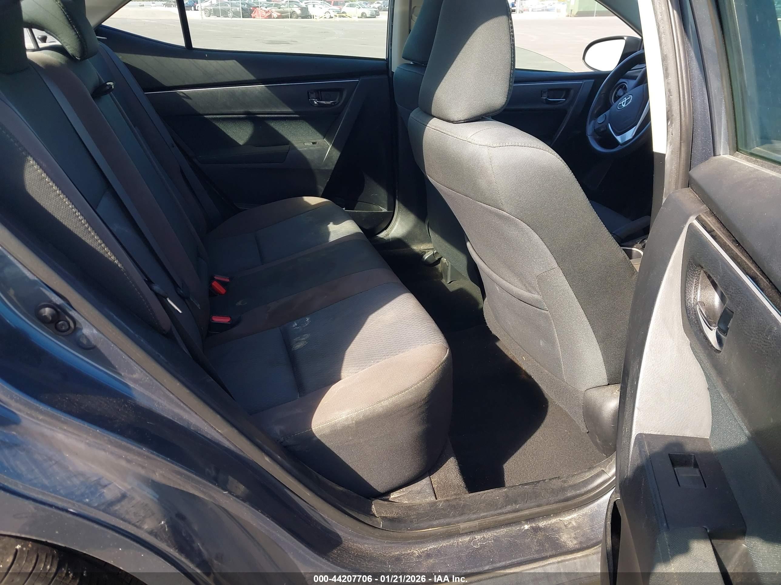 TOYOTA COROLLA image 8