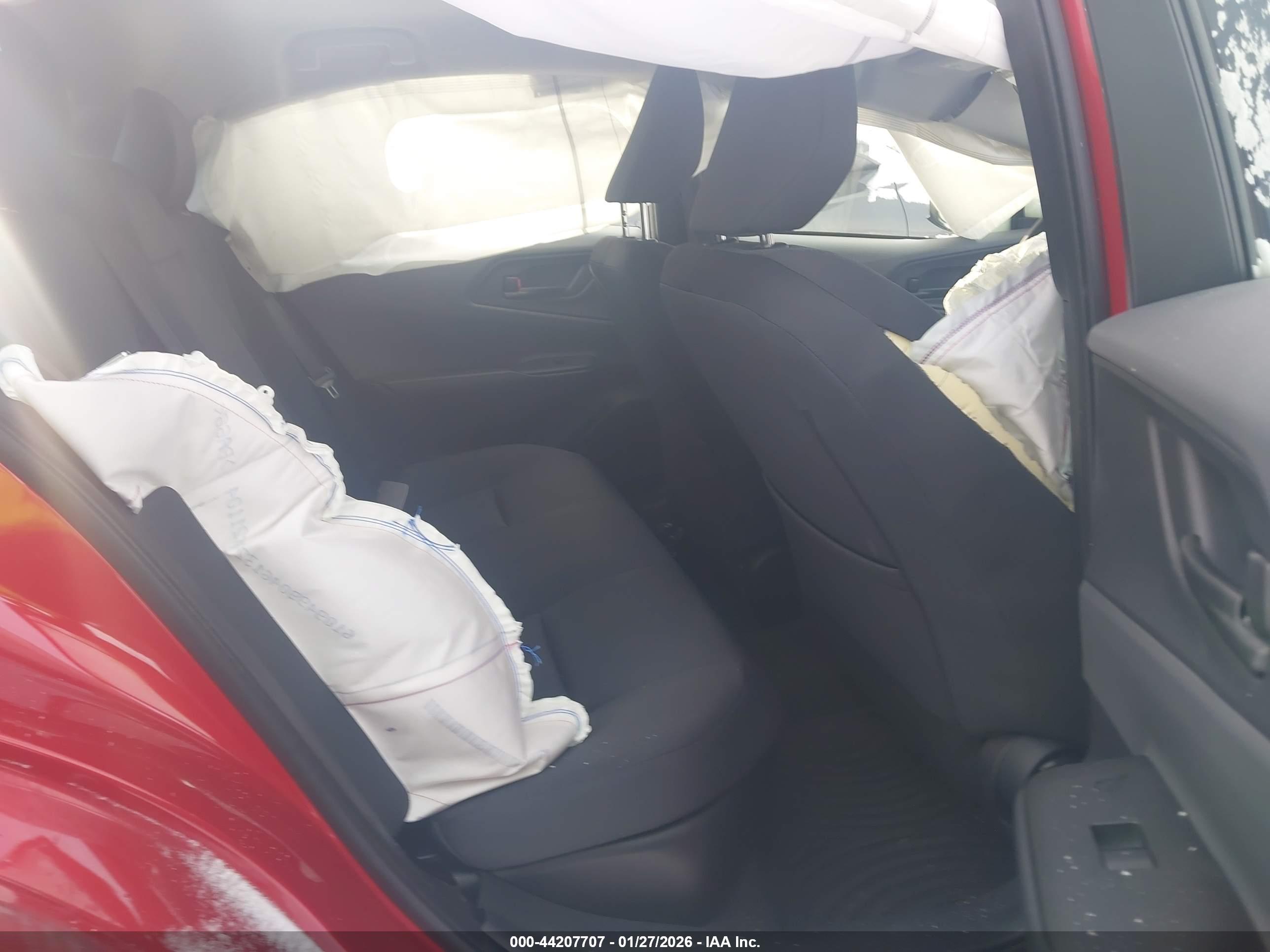 TOYOTA PRIUS image 8