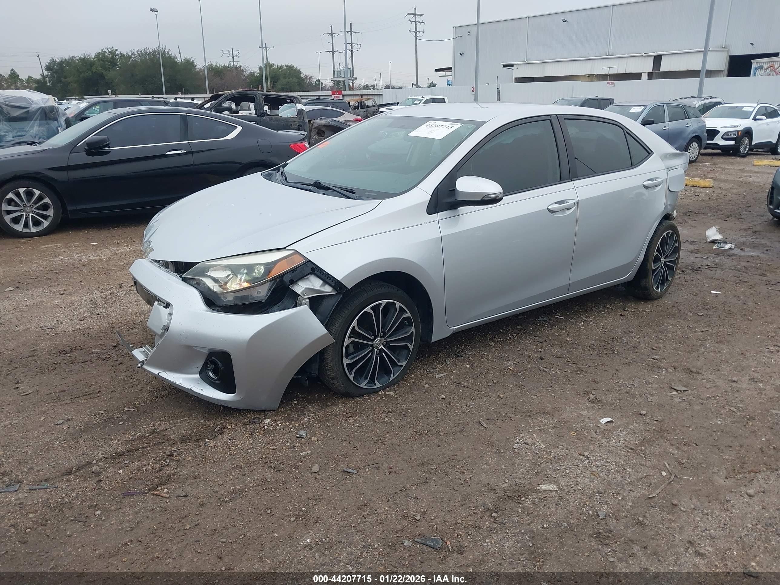 TOYOTA COROLLA image 2