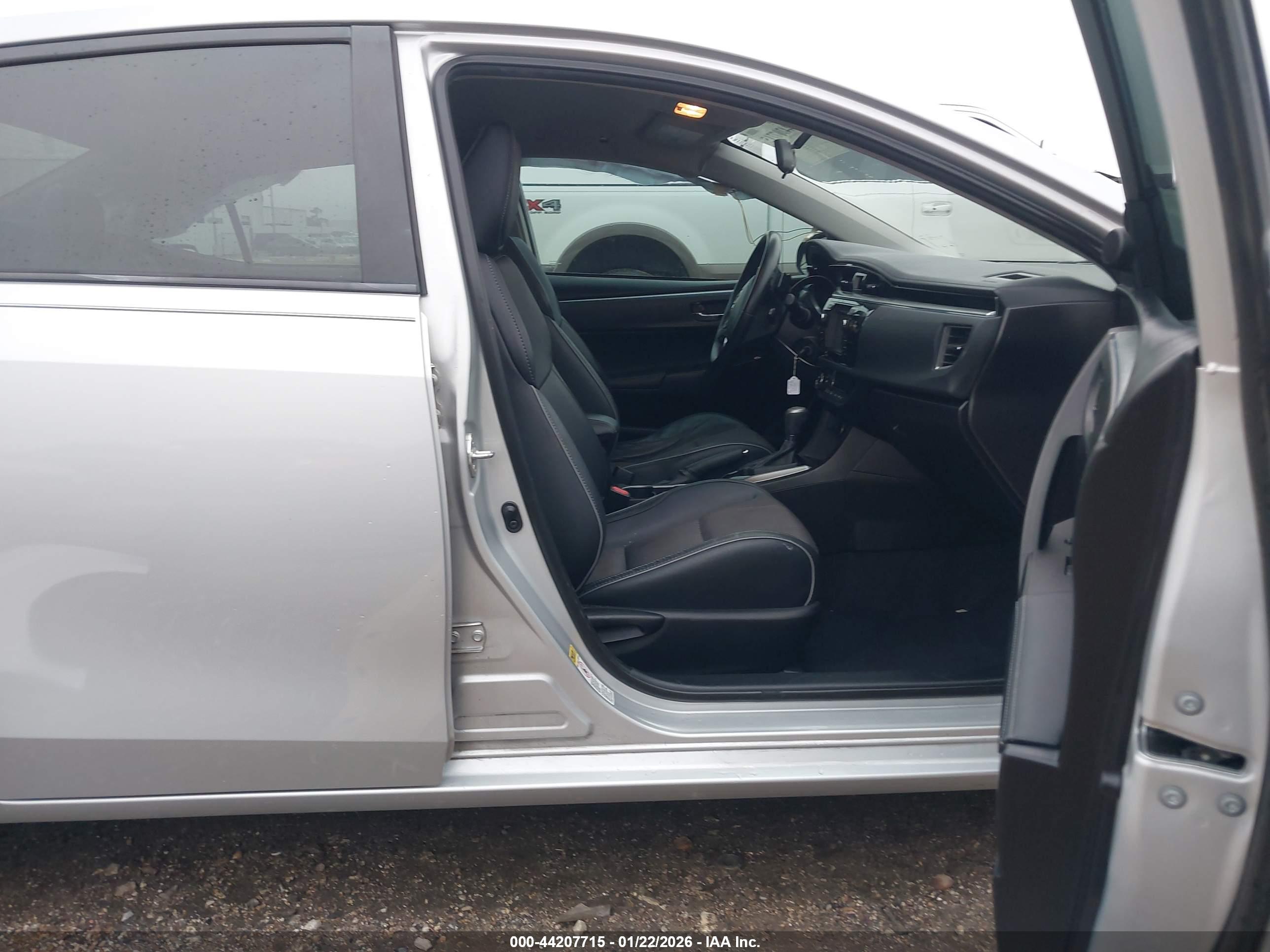 TOYOTA COROLLA image 5