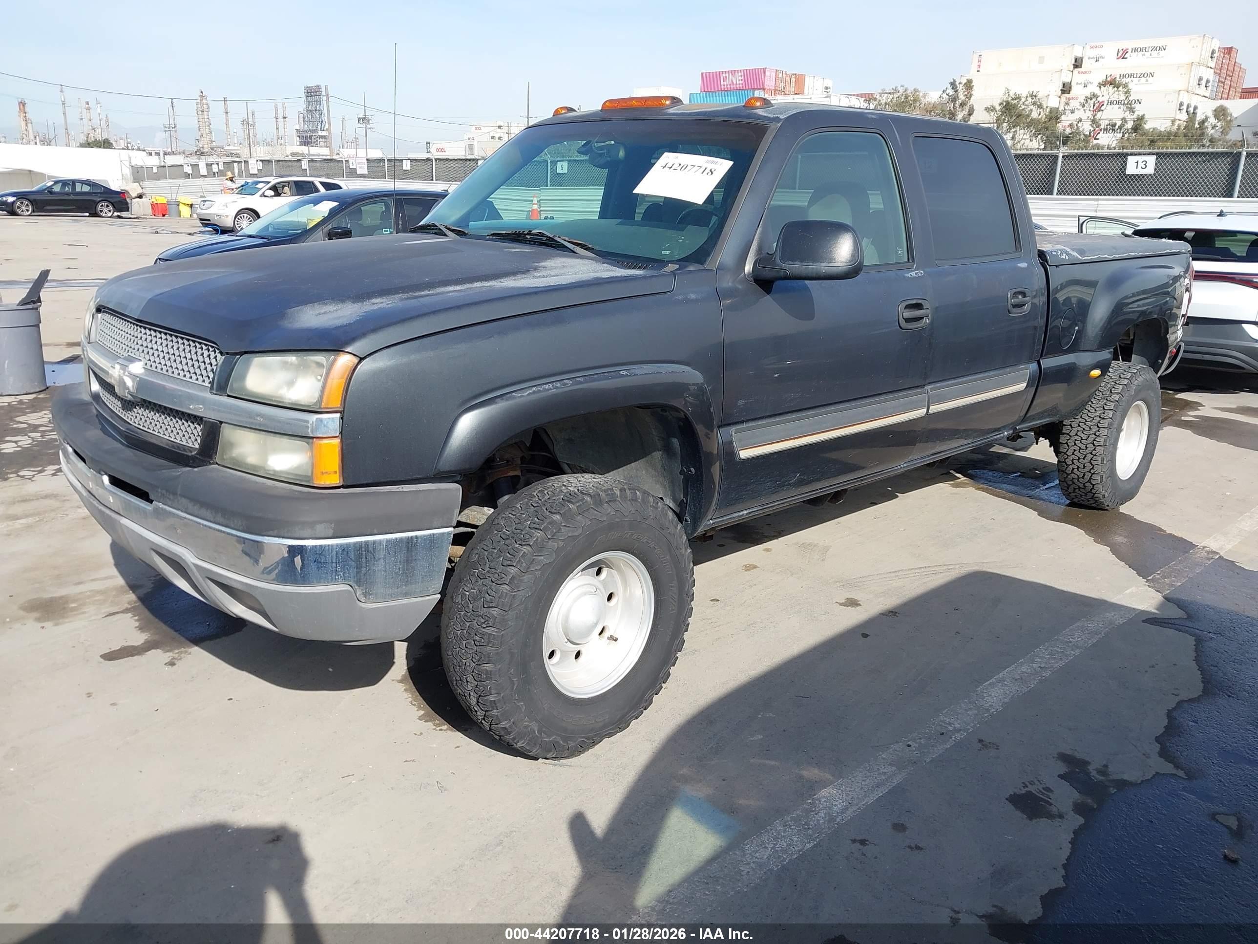 CHEVROLET SILVERADO image 2