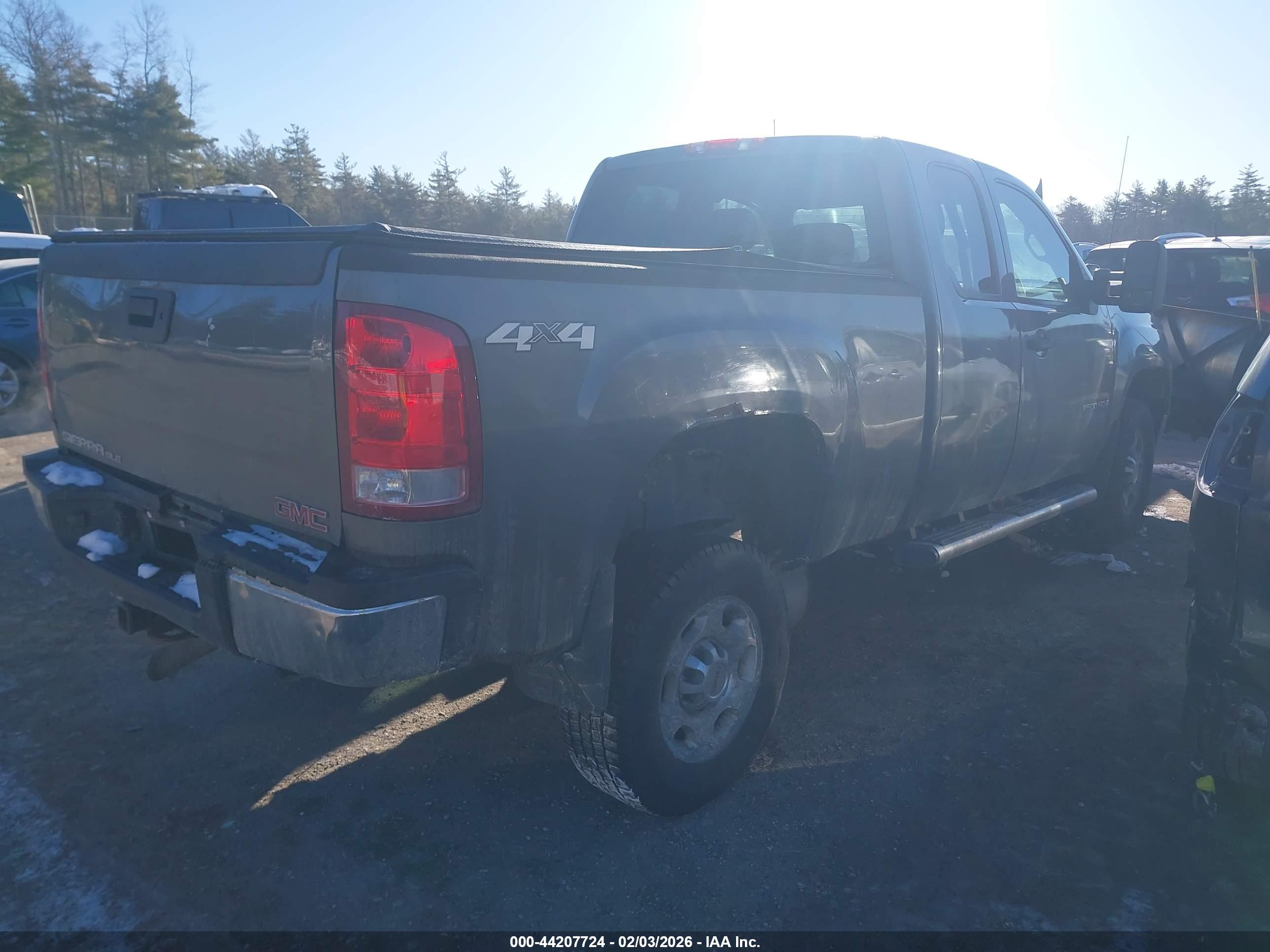 GMC SIERRA image 4