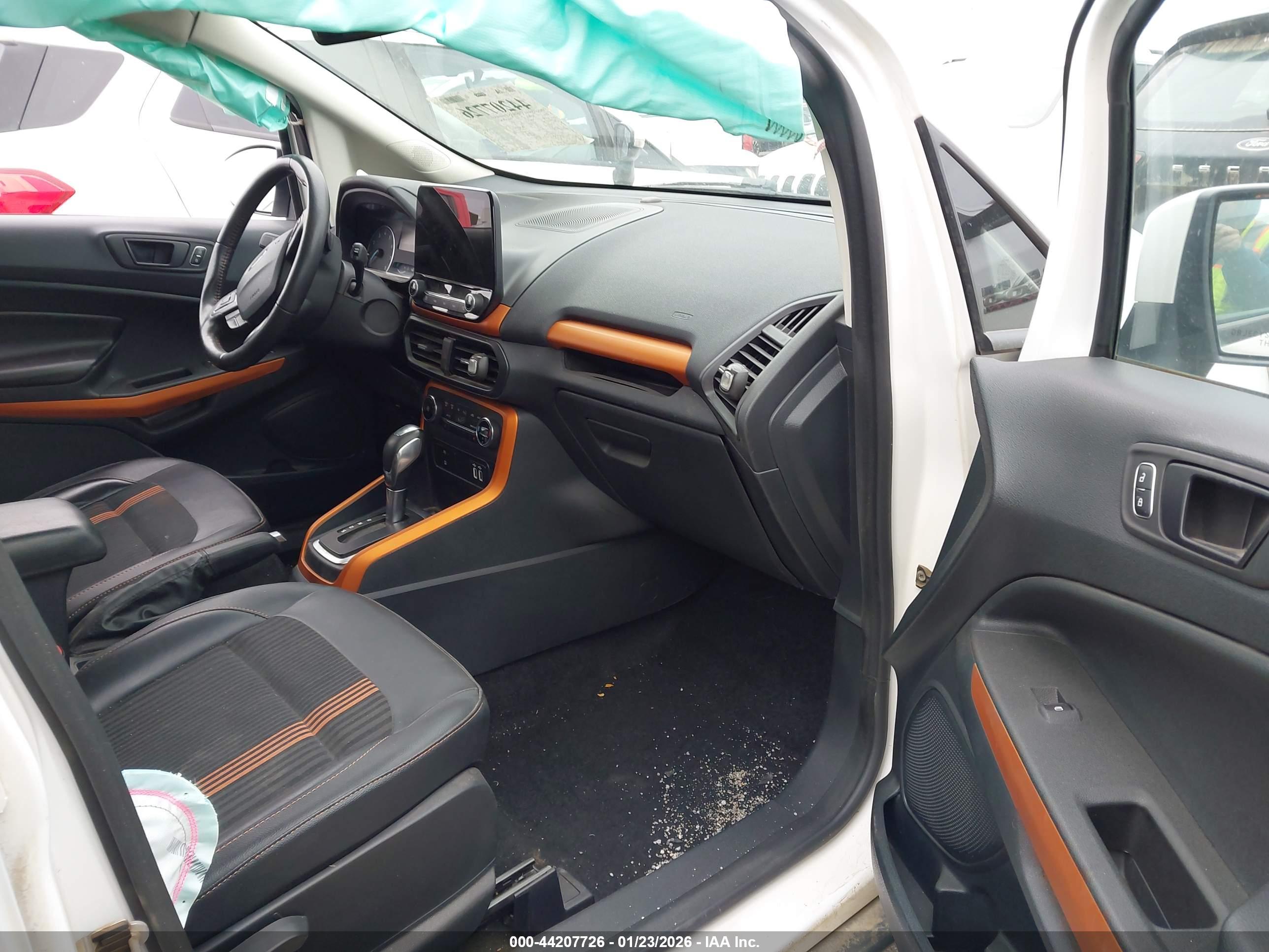 FORD ECOSPORT image 5