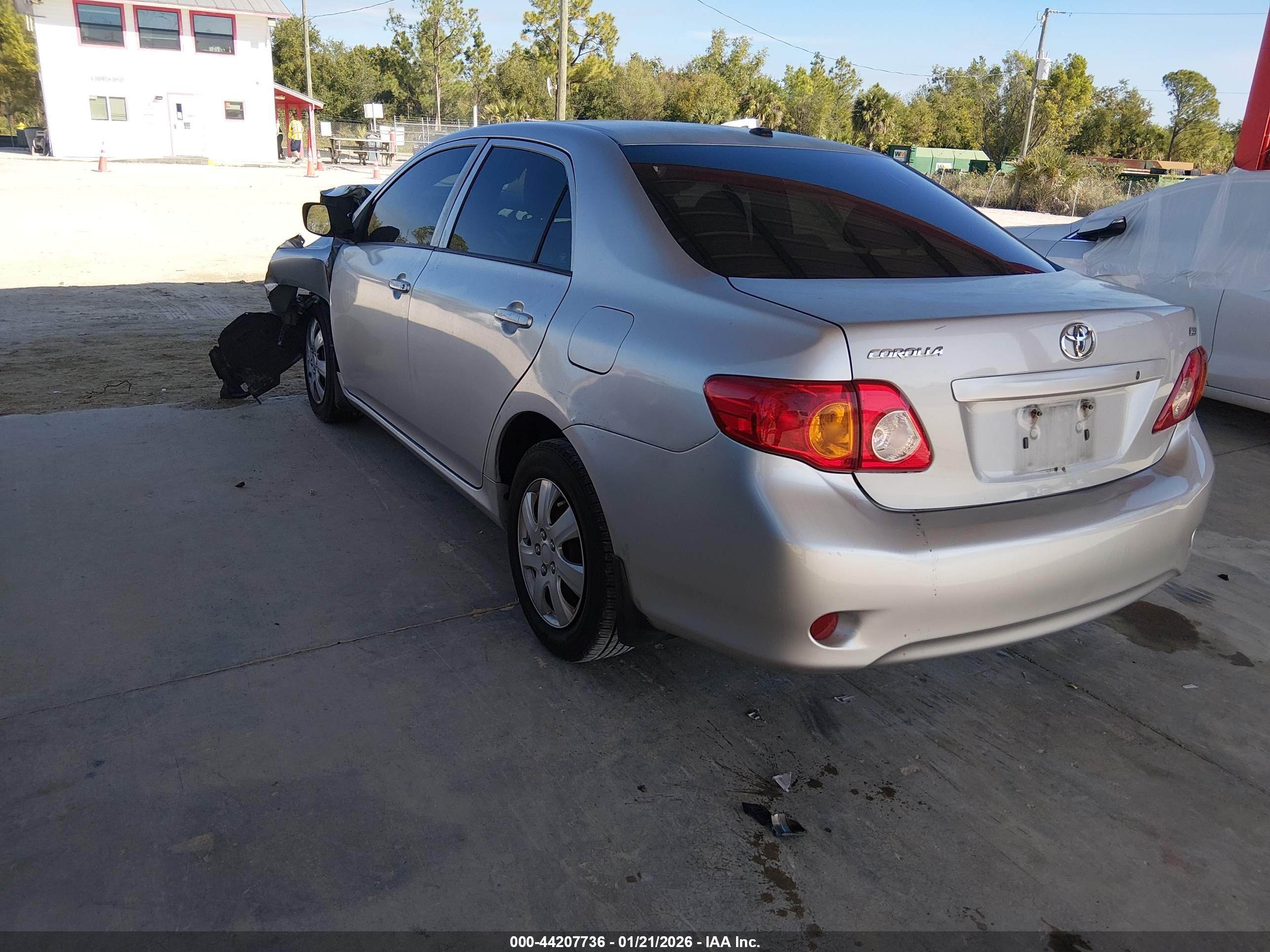 TOYOTA COROLLA image 3