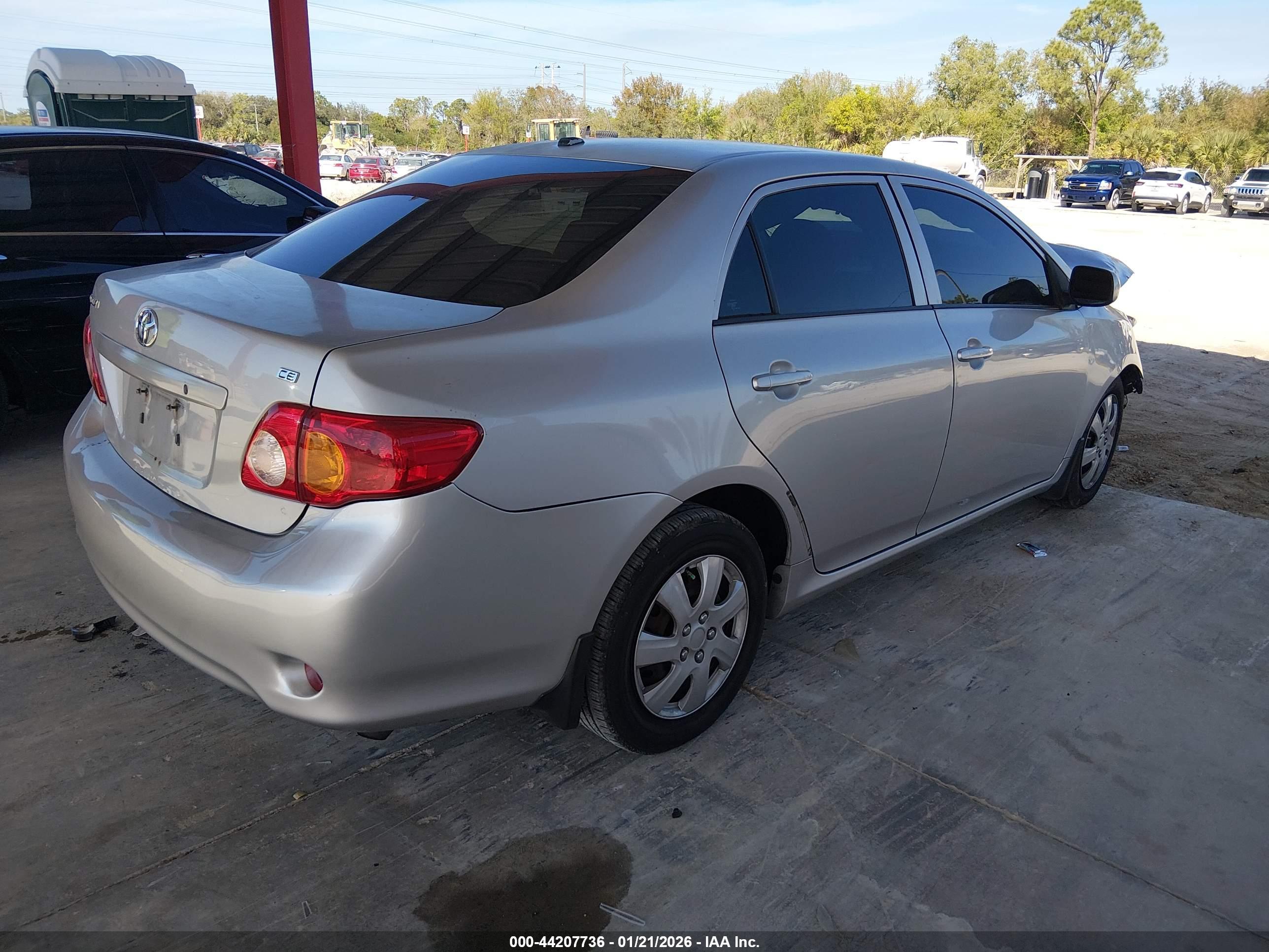 TOYOTA COROLLA image 4