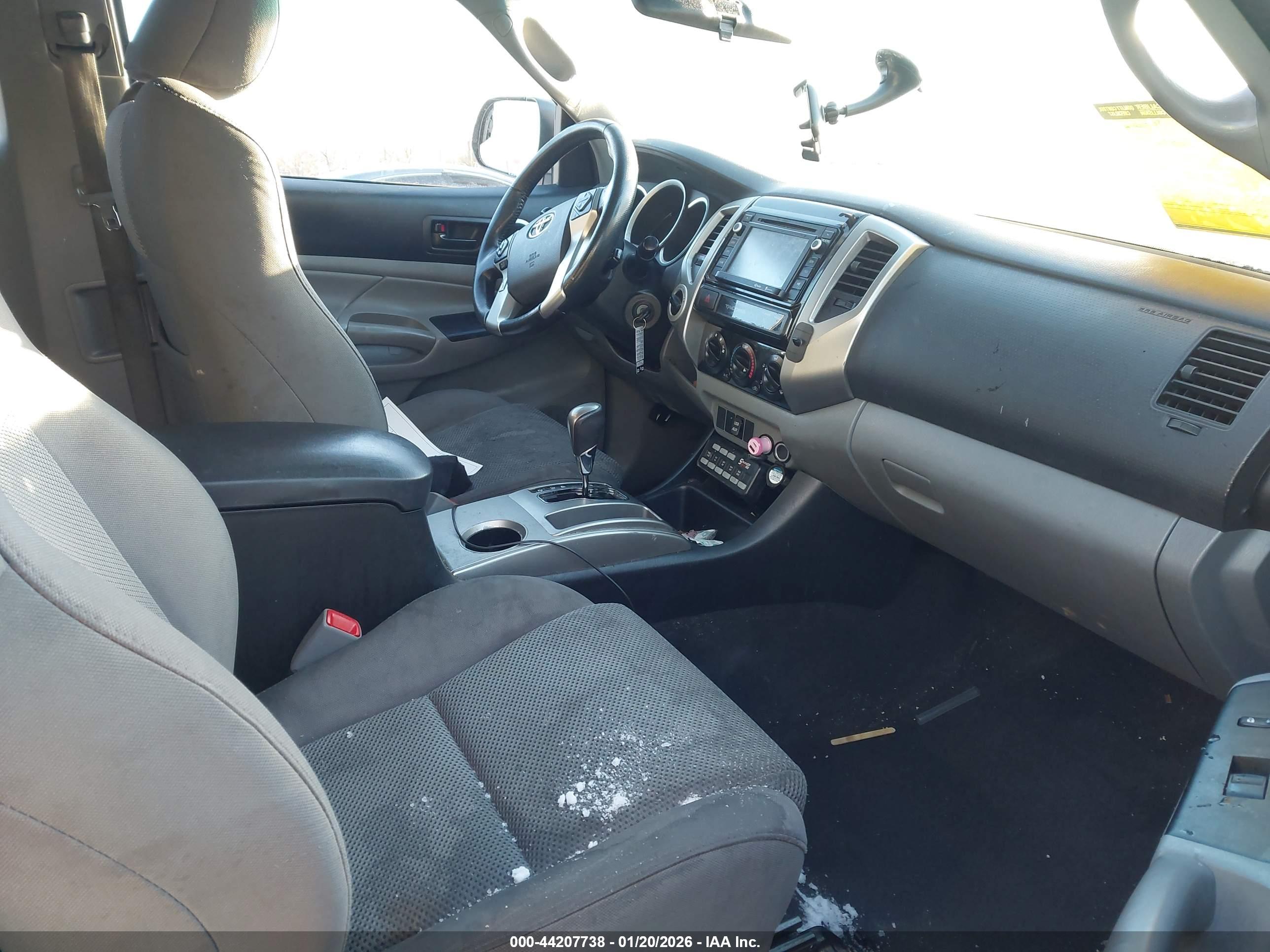 TOYOTA TACOMA image 5