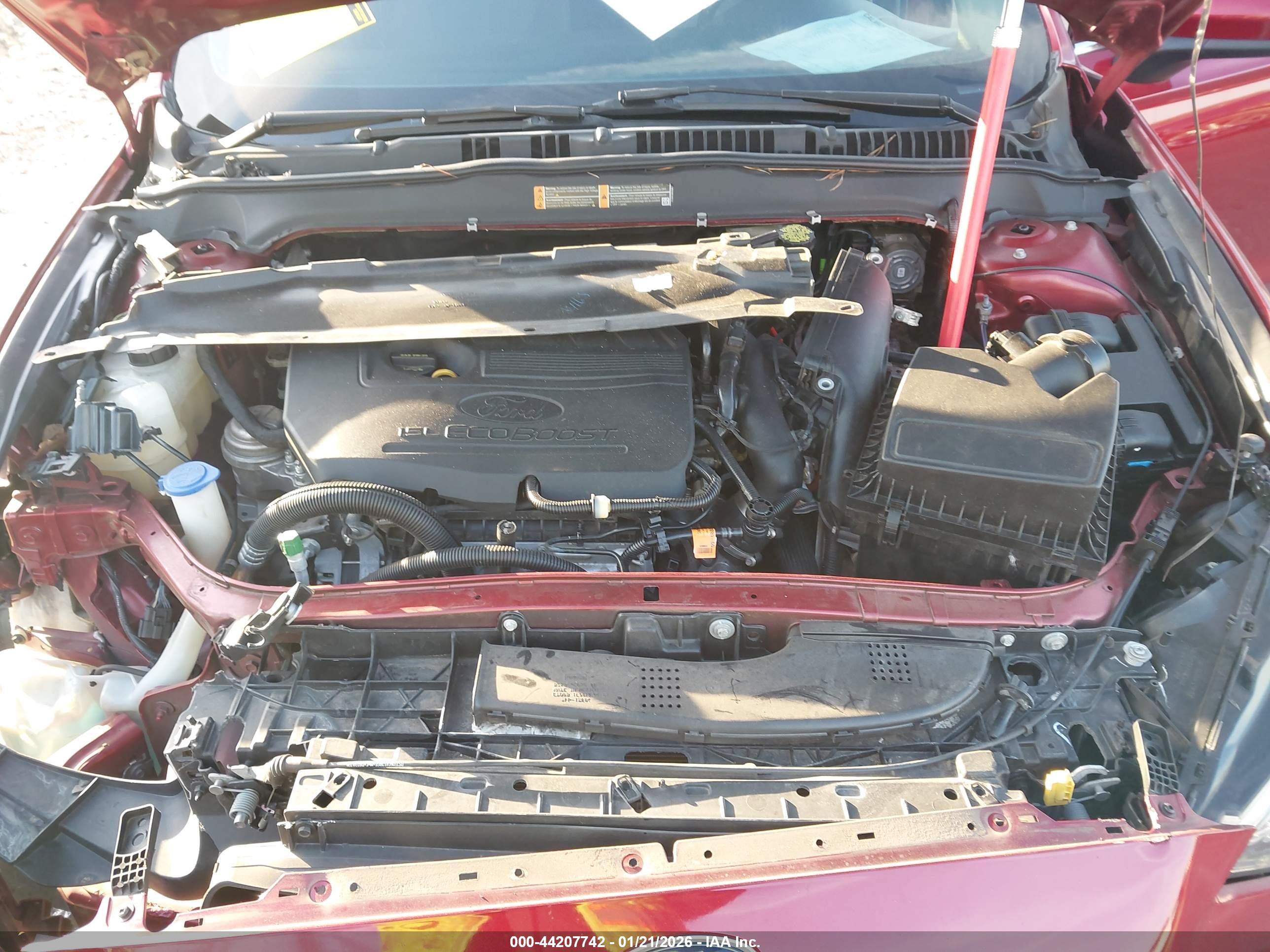 FORD FUSION image 10