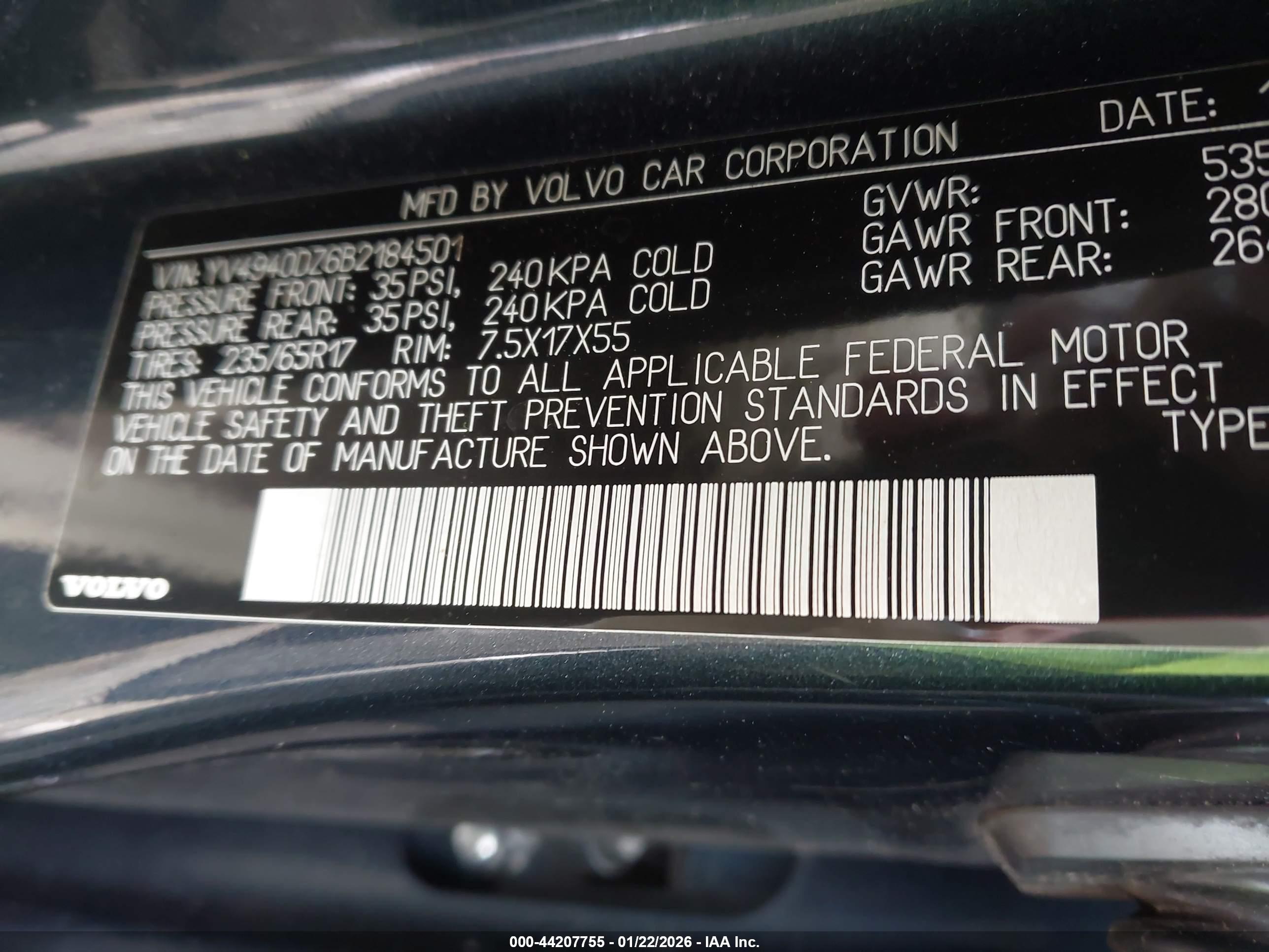 VOLVO XC60 image 9