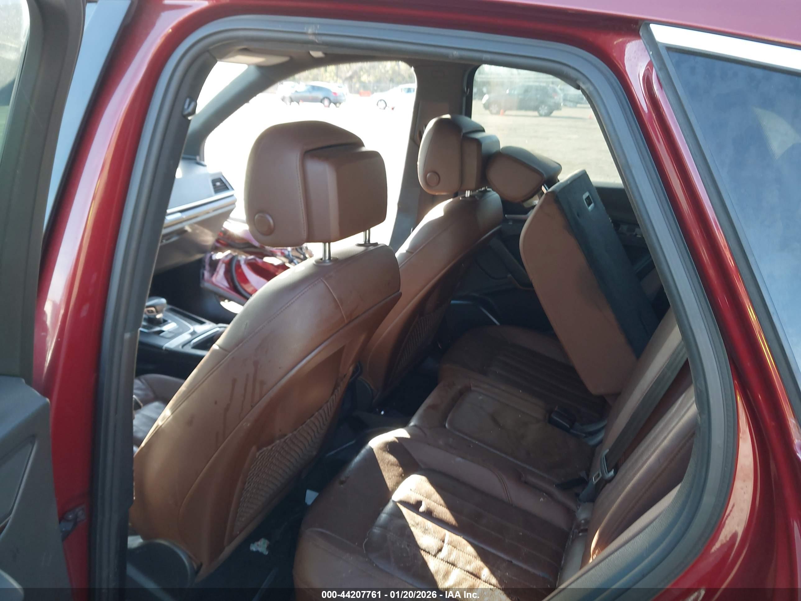 AUDI Q5 image 8