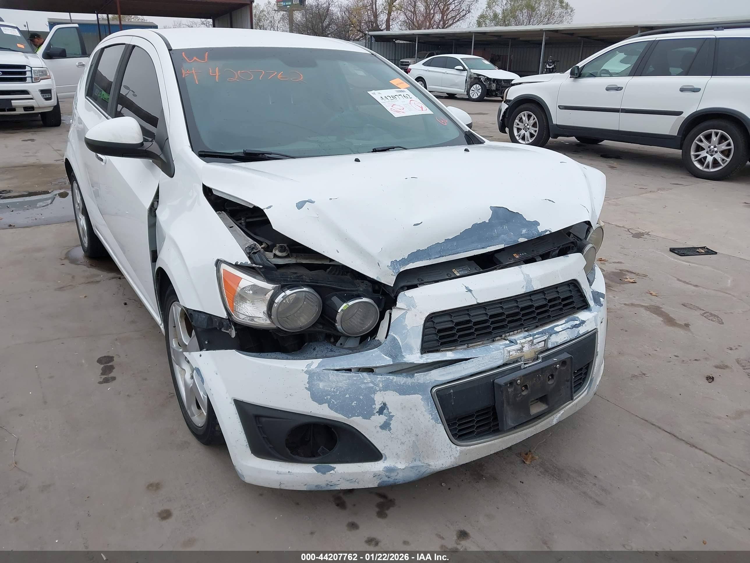 CHEVROLET SONIC image 6