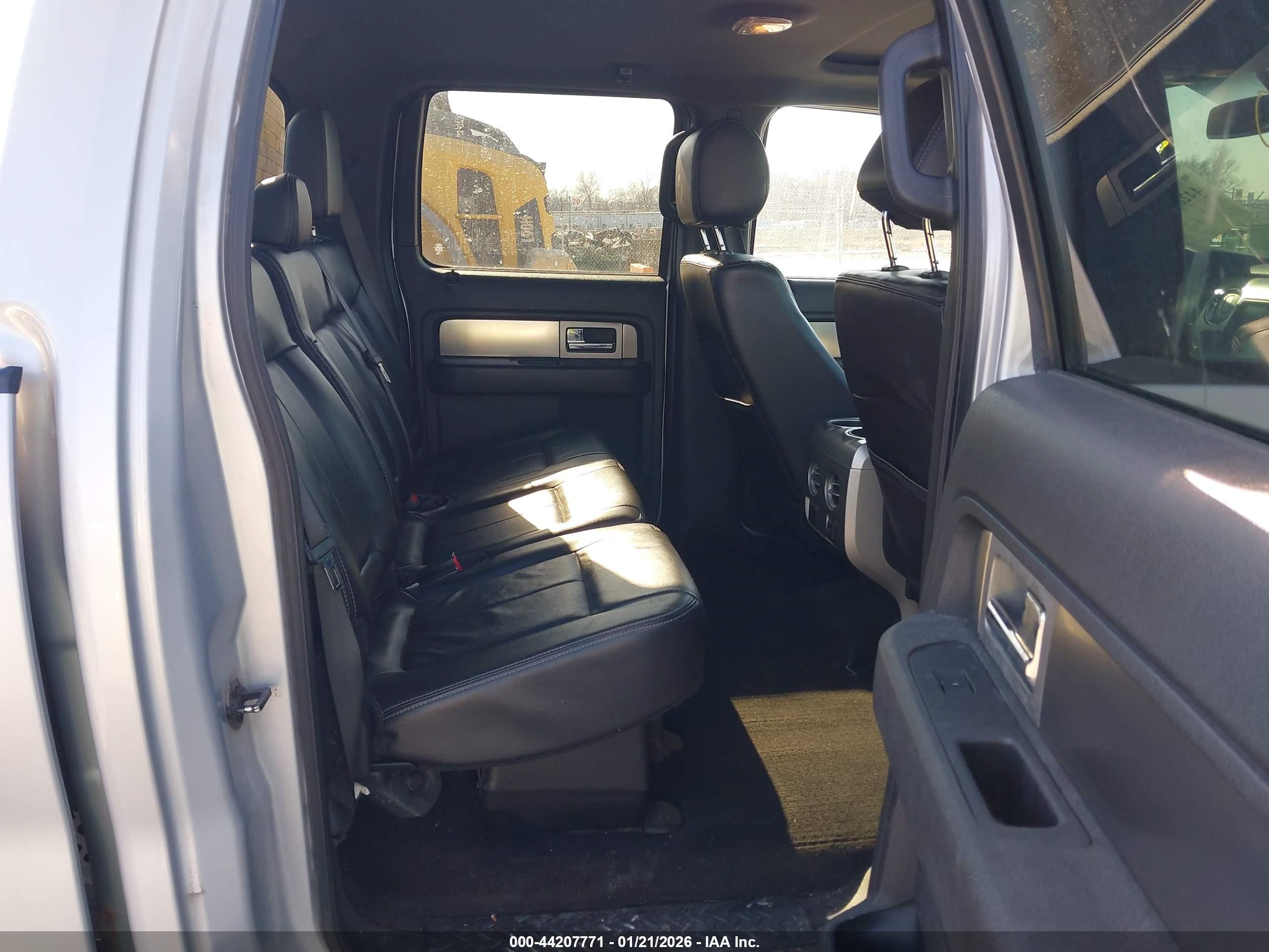 FORD F-150 image 8