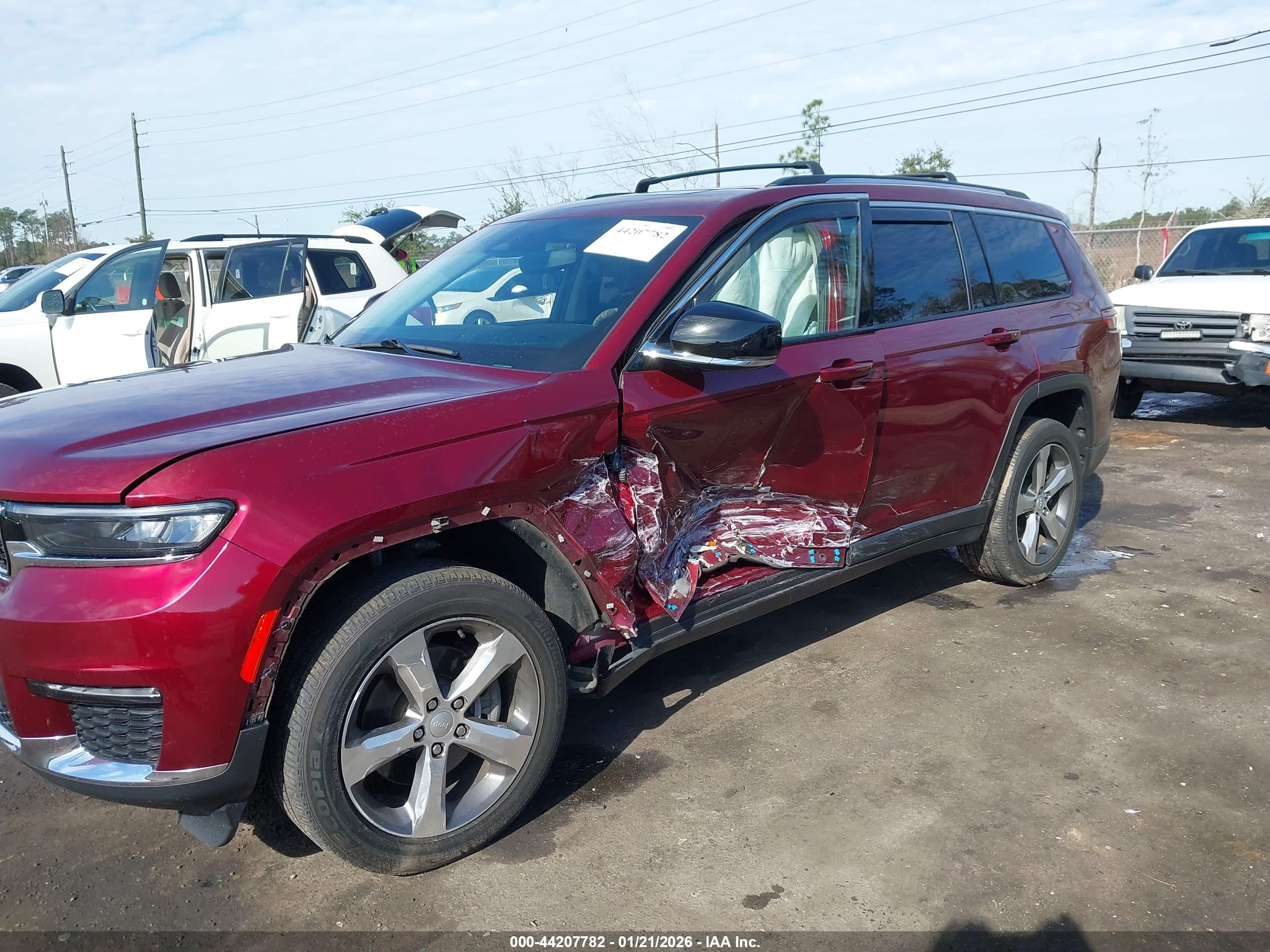 JEEP GRAND image 6