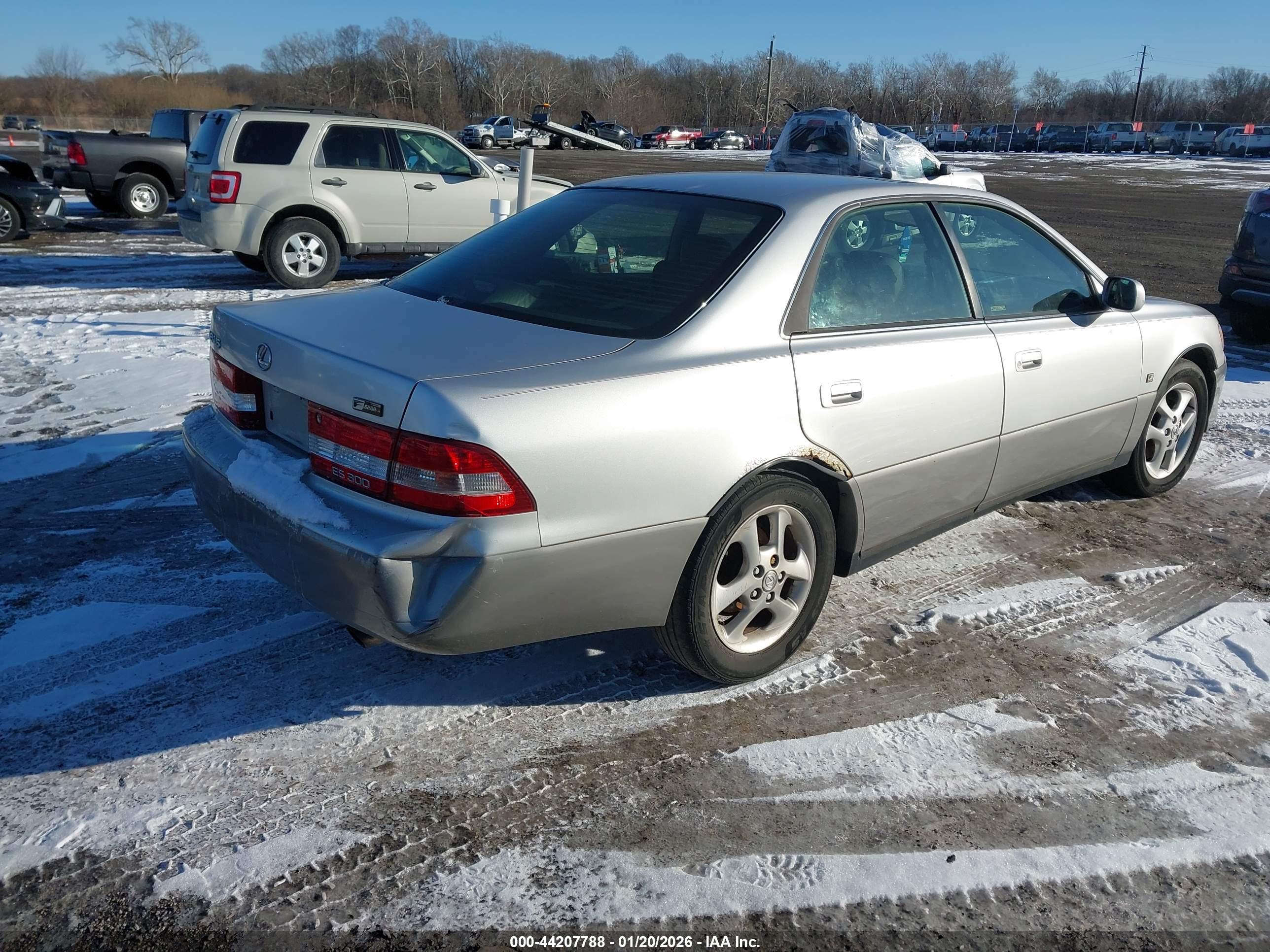LEXUS ES image 4