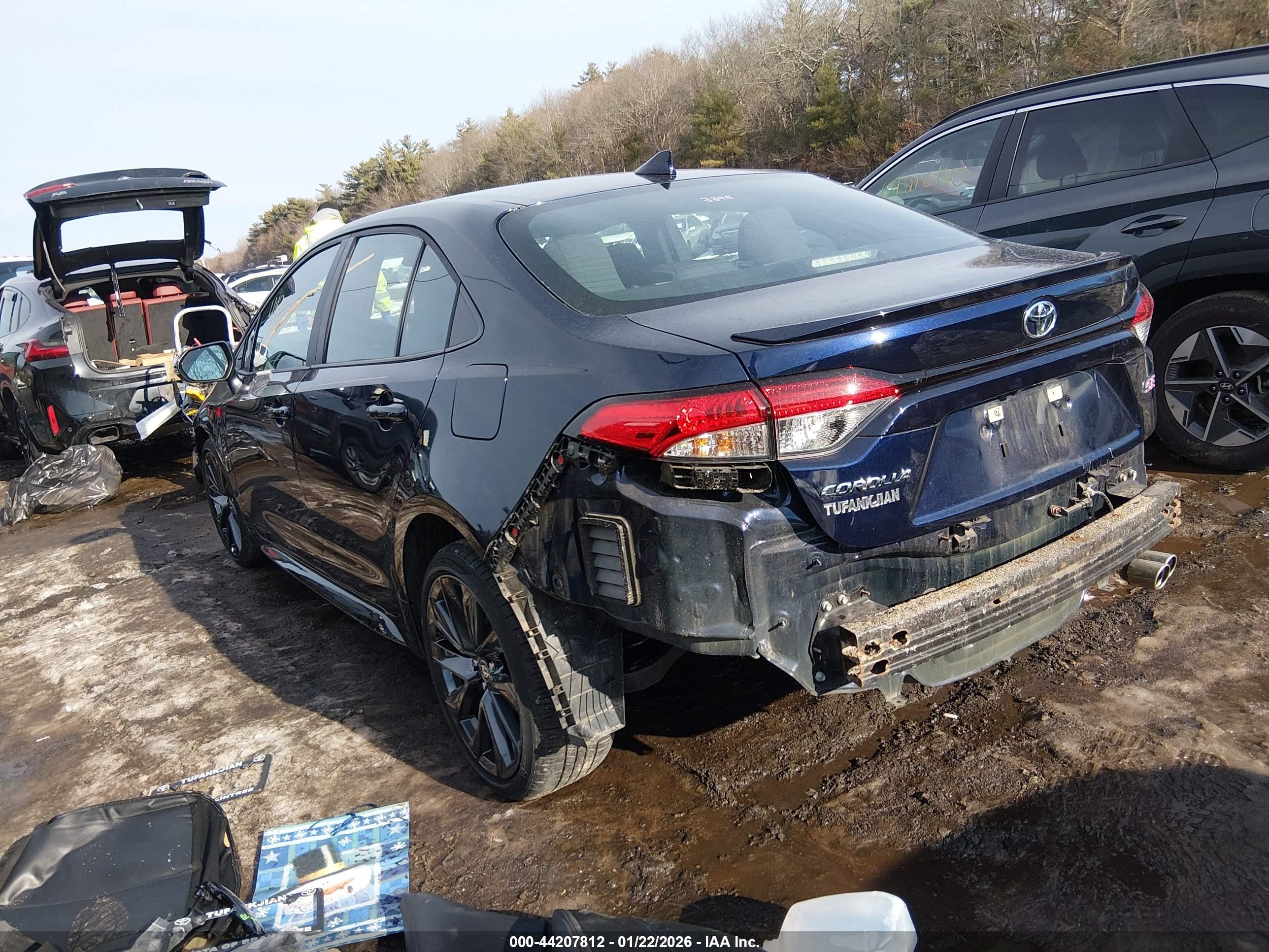 TOYOTA COROLLA image 3