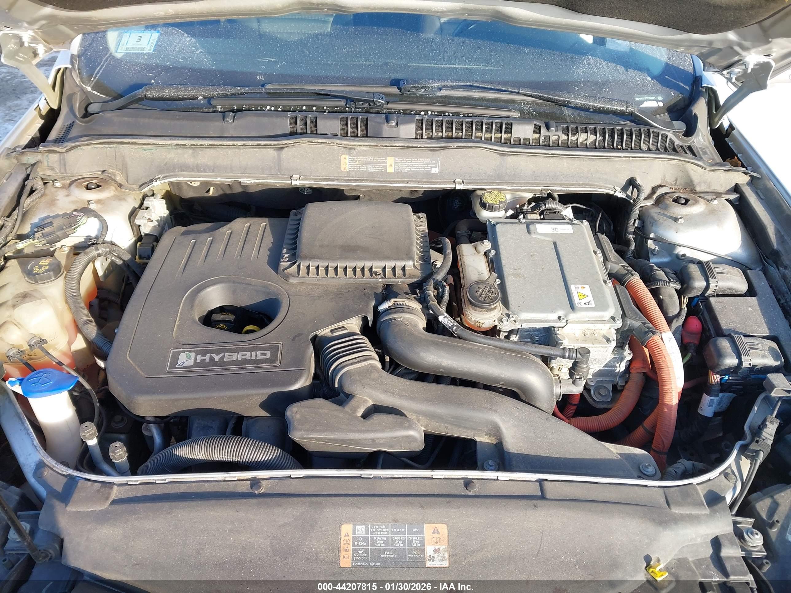 FORD FUSION image 10