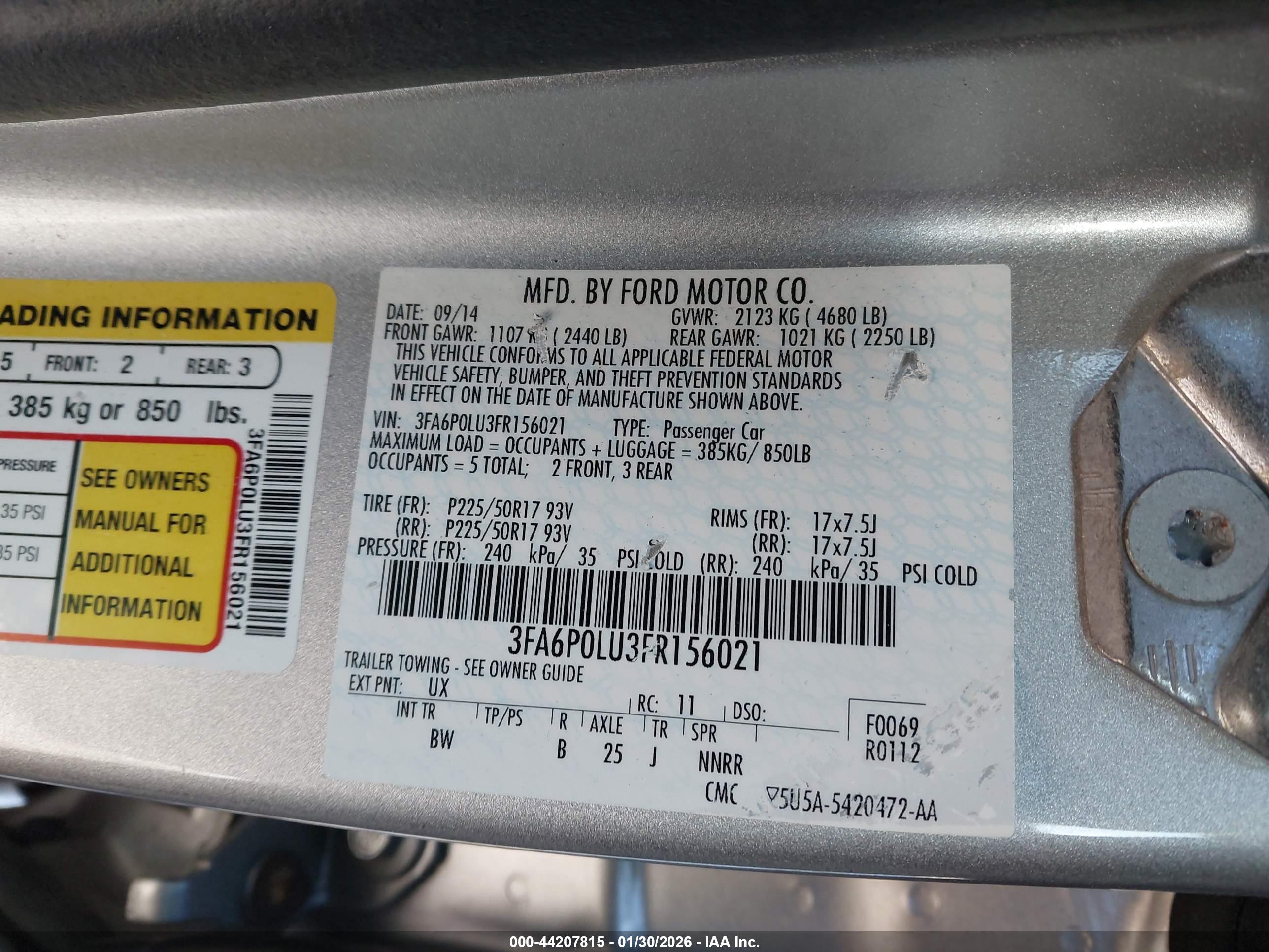 FORD FUSION image 9