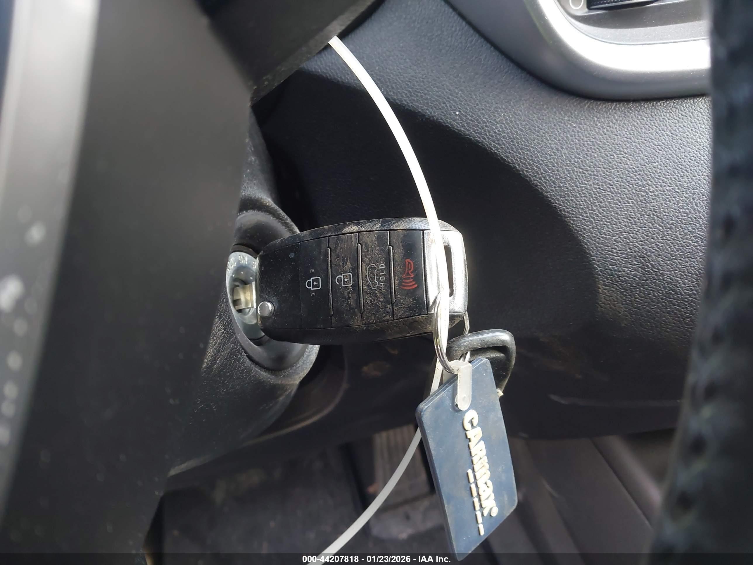 KIA SORENTO image 11