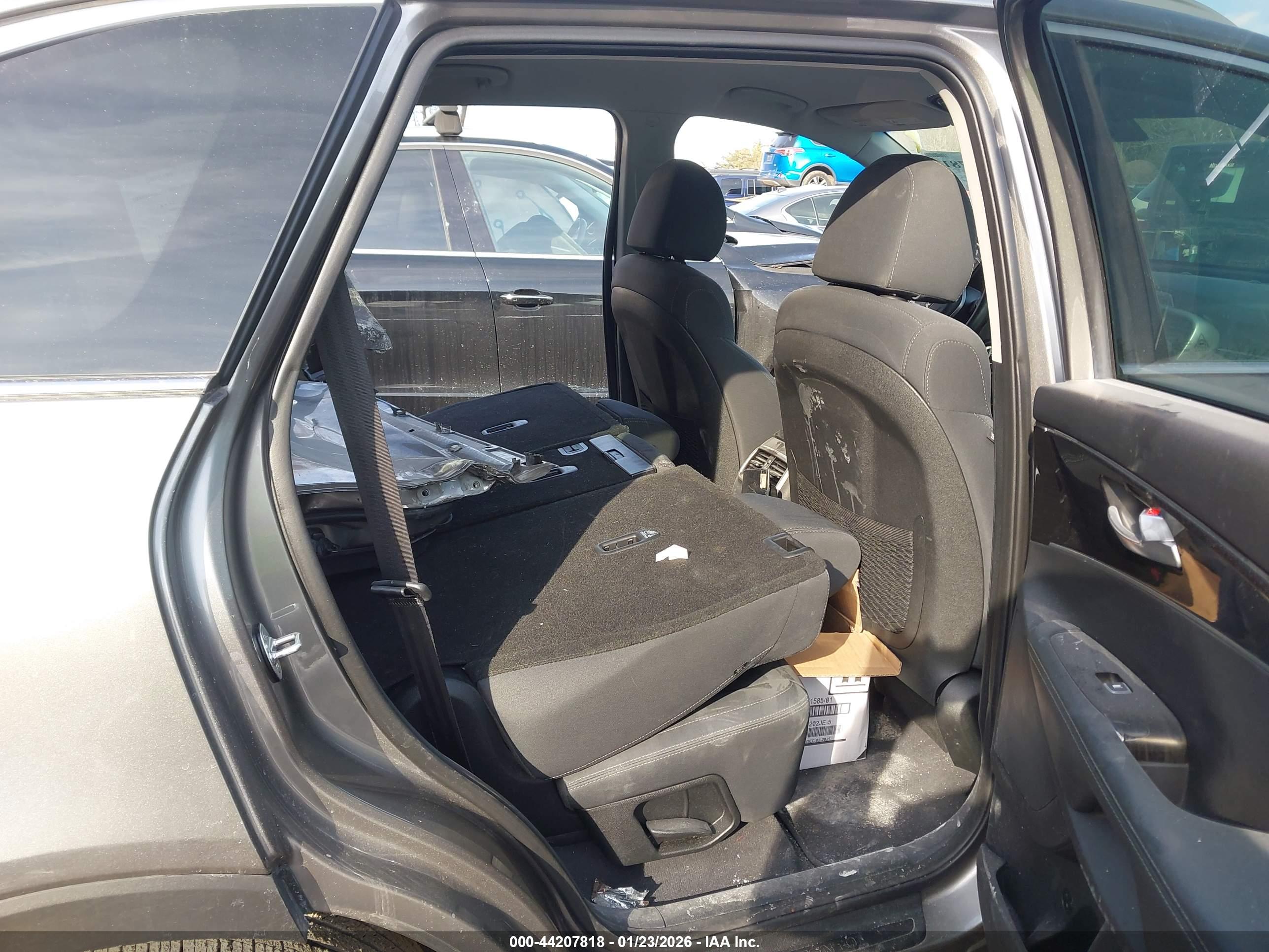 KIA SORENTO image 8