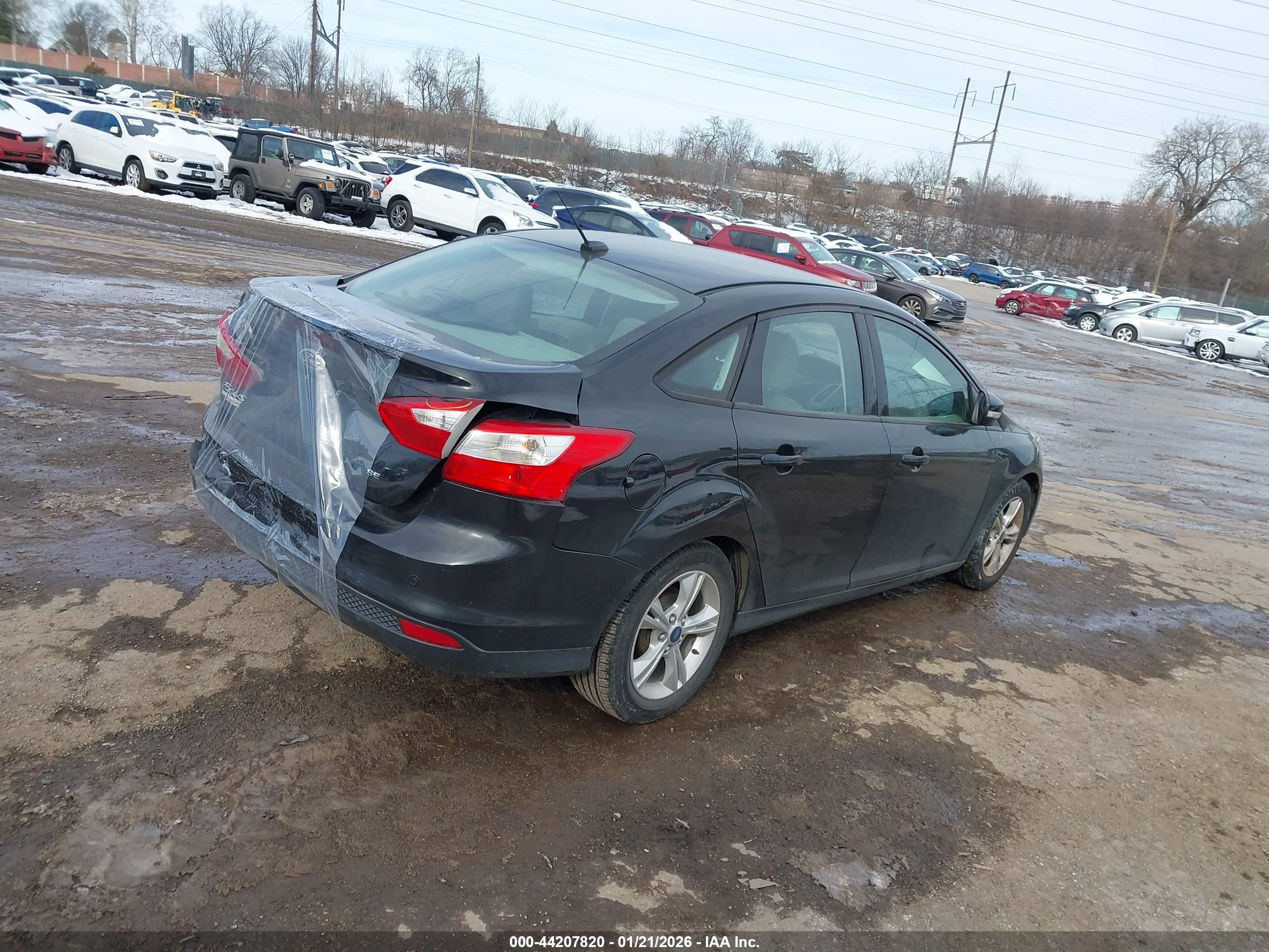 FORD FOCUS image 4