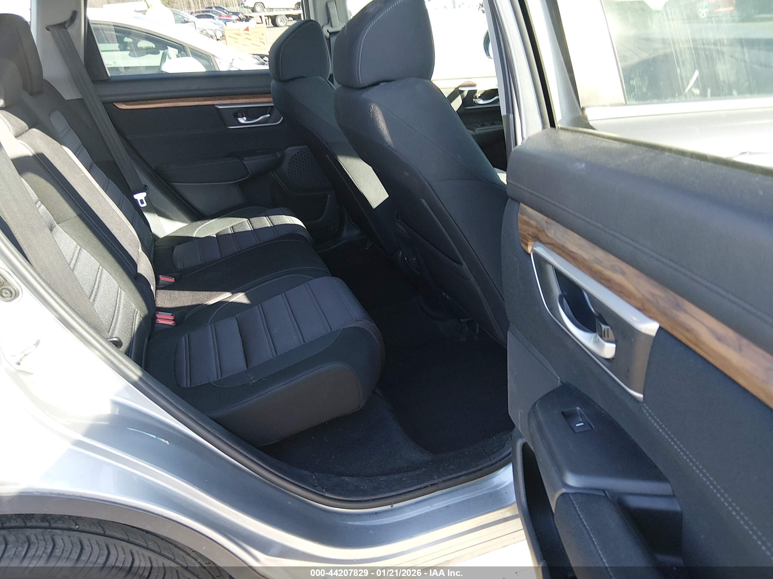 HONDA CR-V image 8