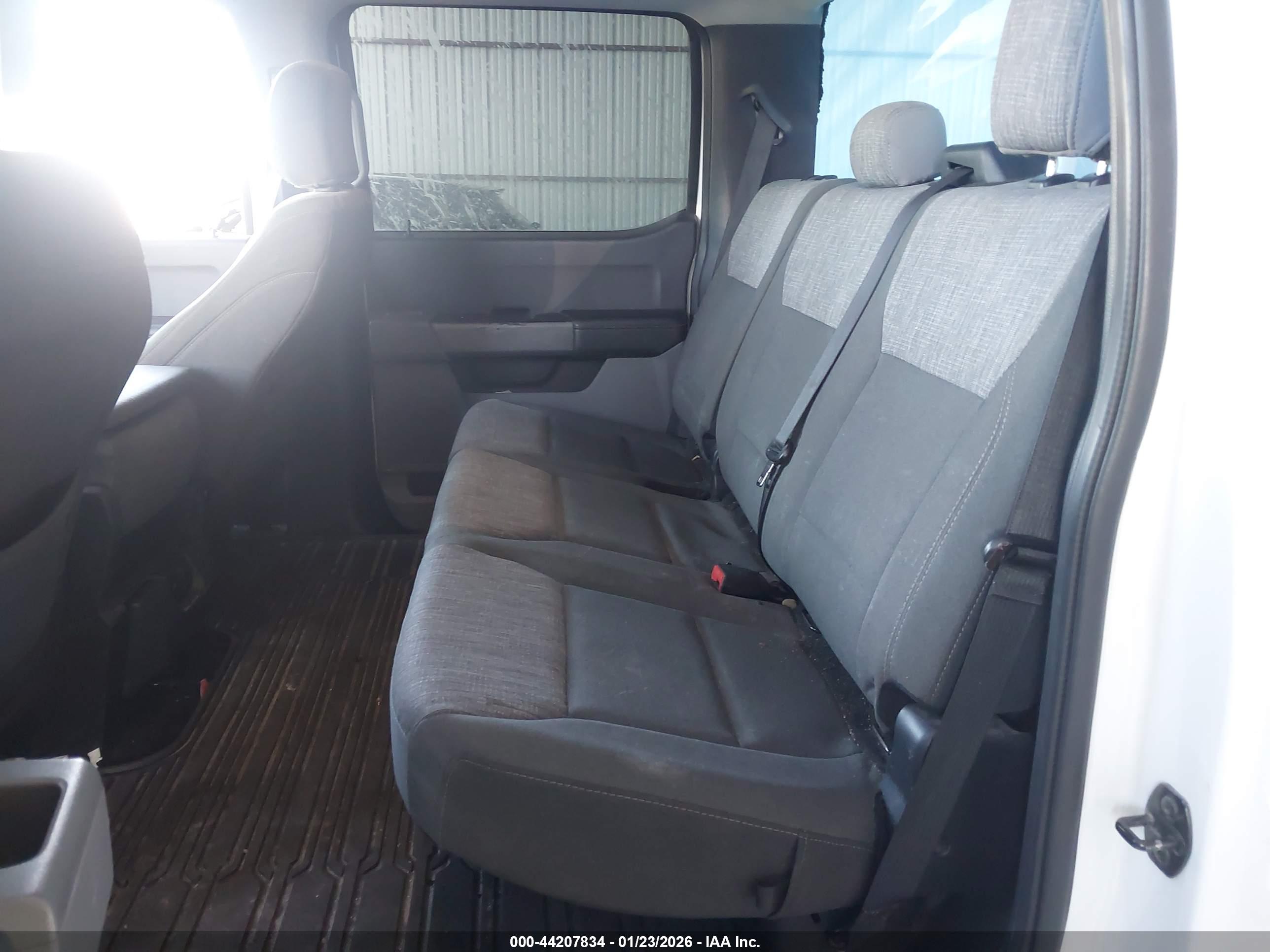FORD F-250 image 7