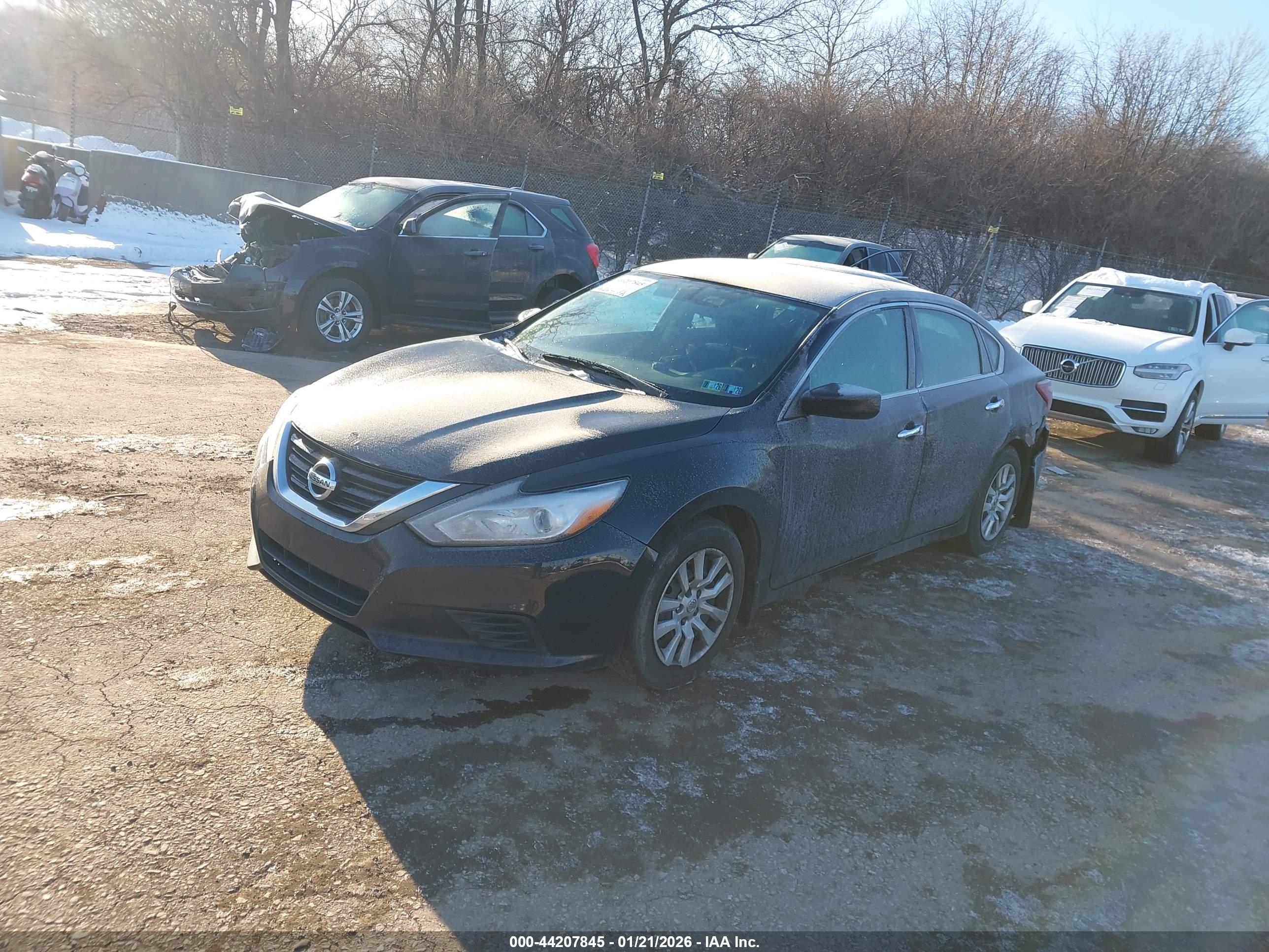 NISSAN ALTIMA image 2