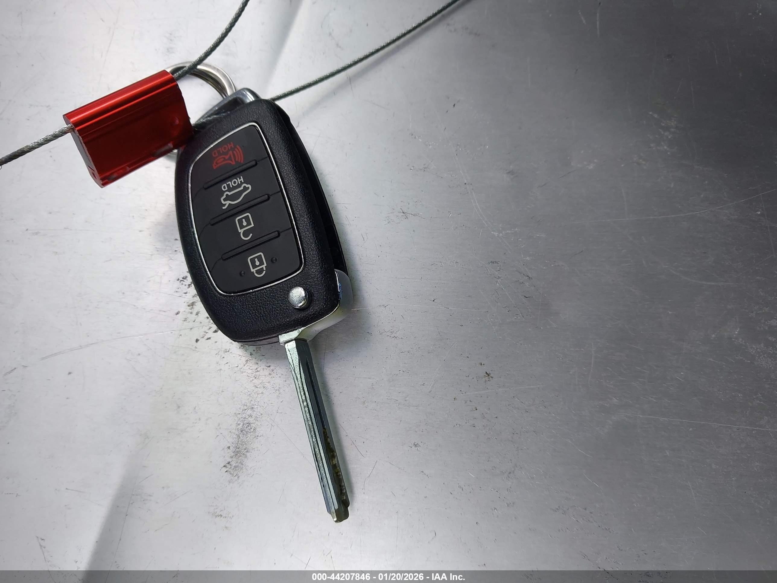 HYUNDAI SONATA image 11