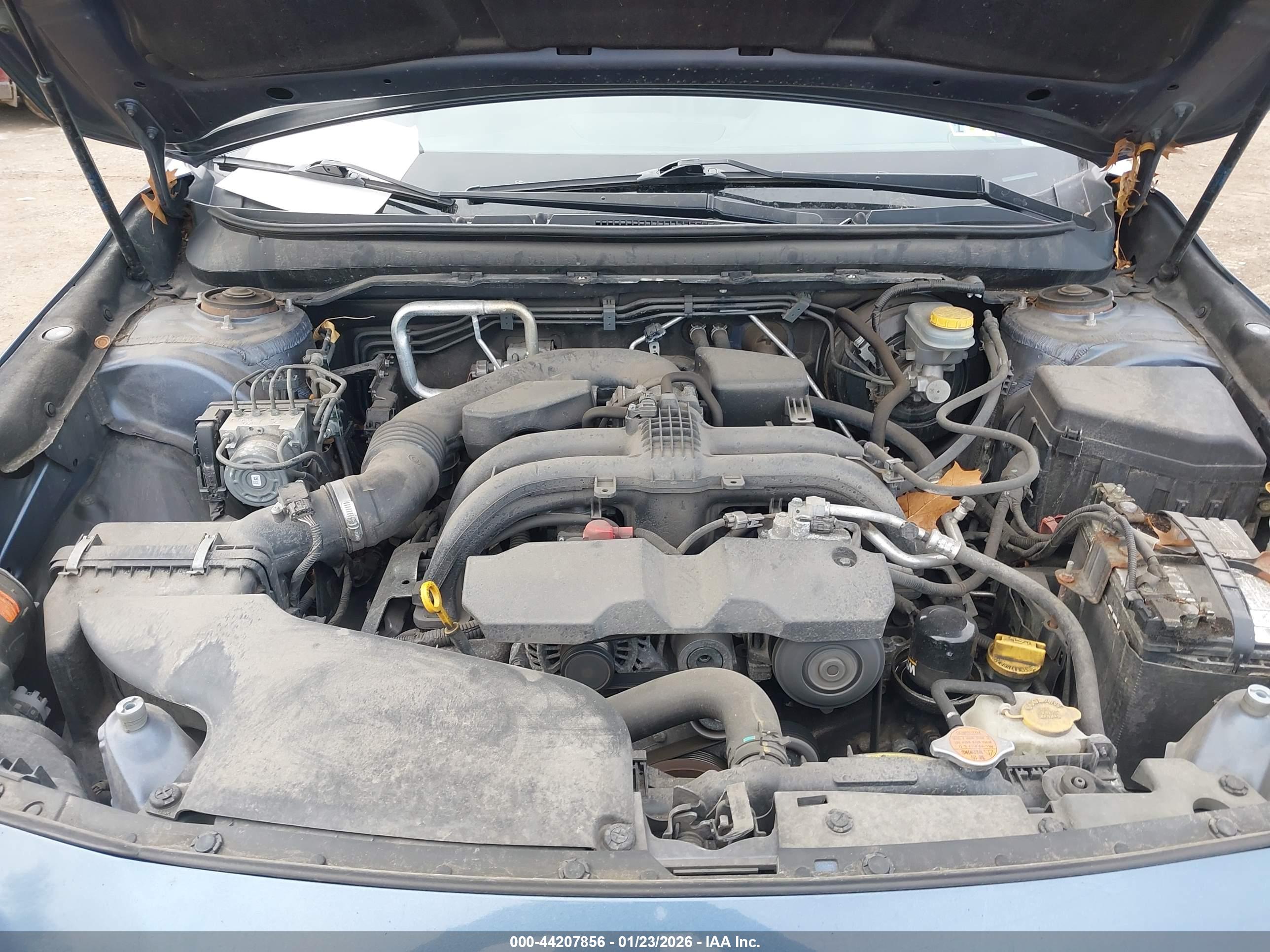 SUBARU OUTBACK image 10