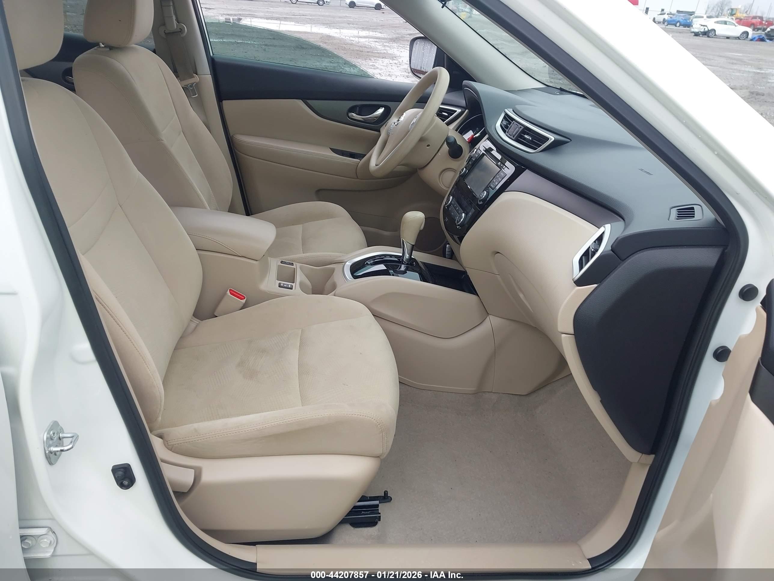 NISSAN ROGUE image 5
