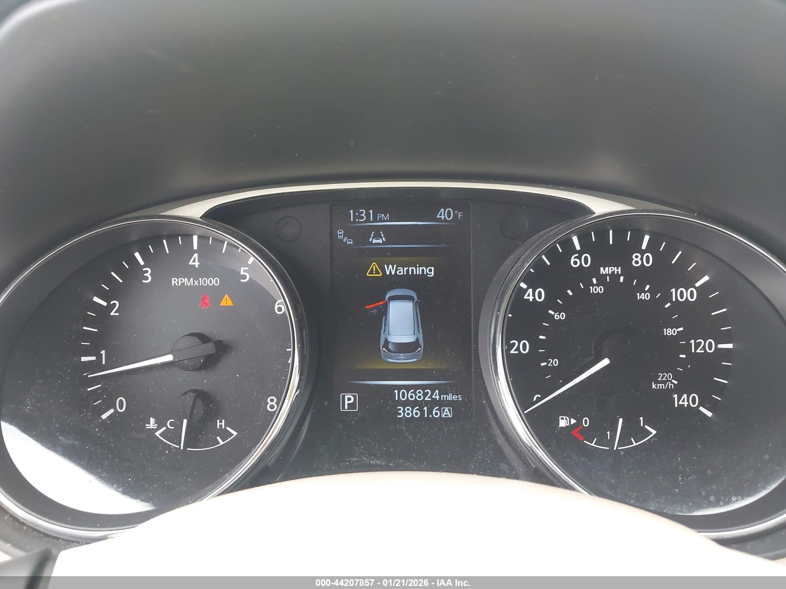NISSAN ROGUE image 7