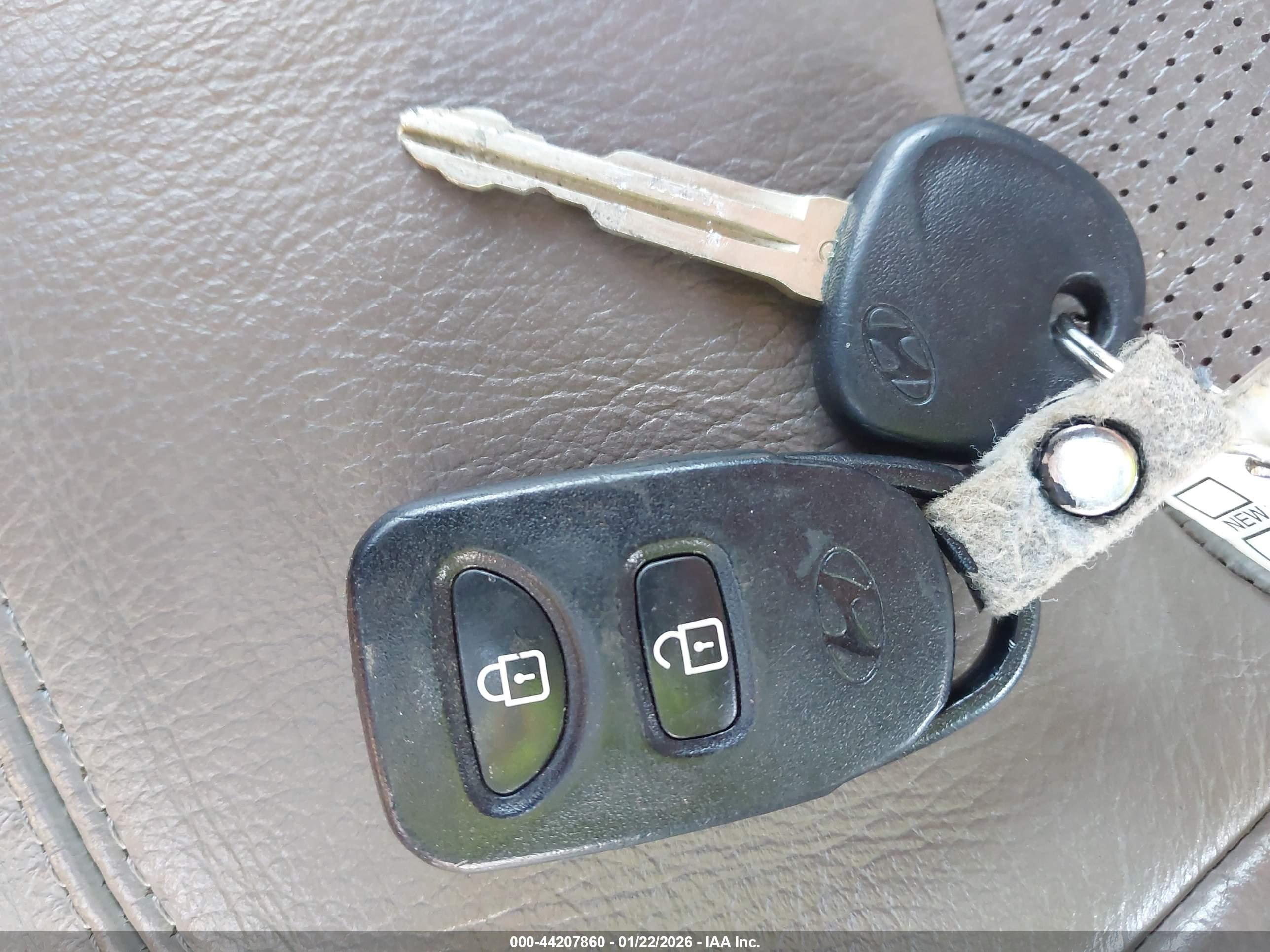 HYUNDAI TUCSON image 11