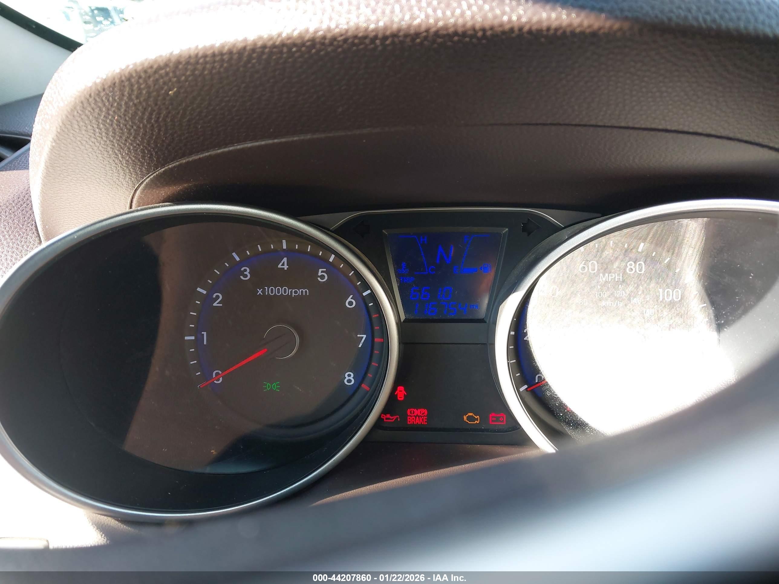 HYUNDAI TUCSON image 7