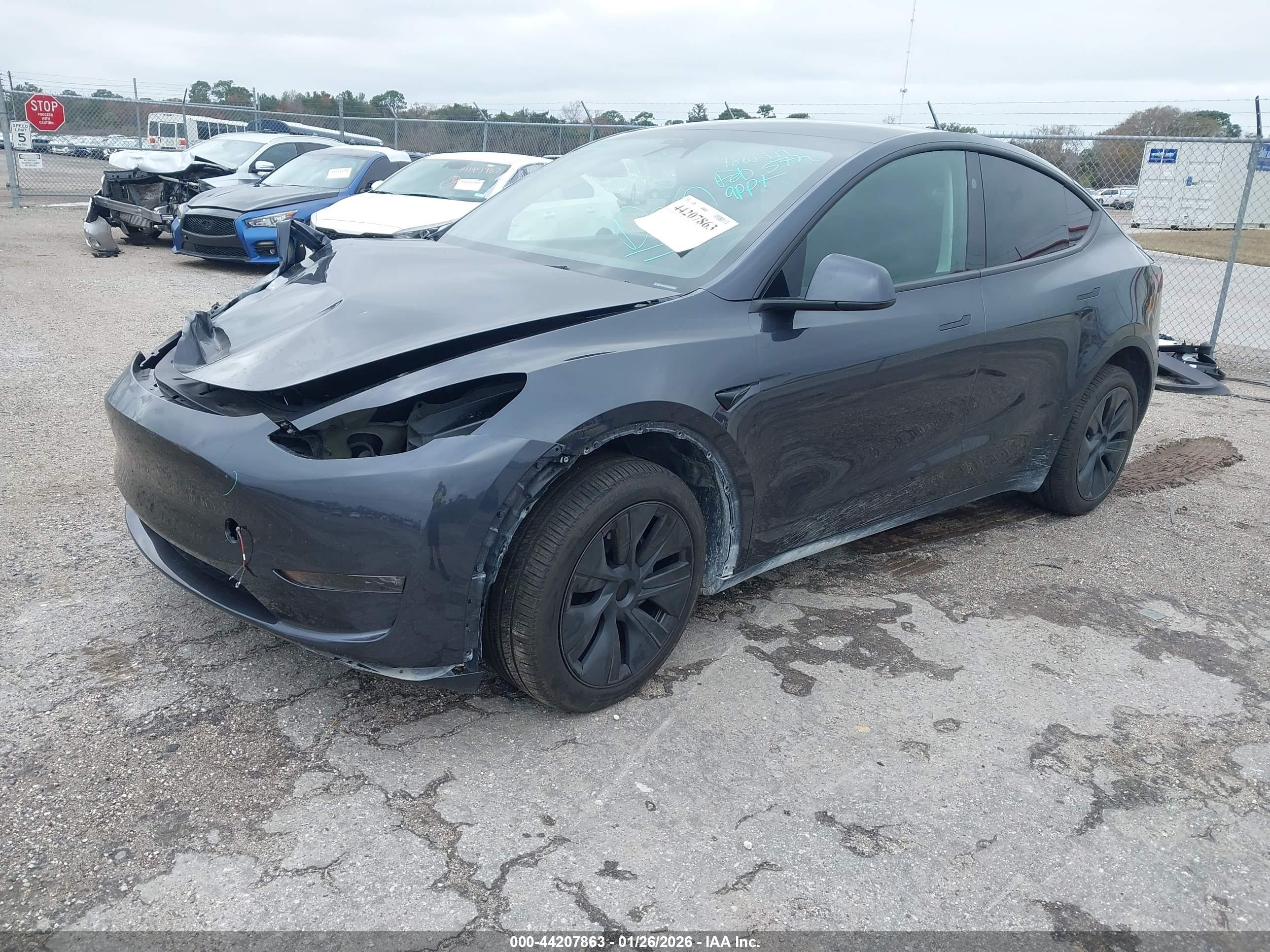 TESLA MODEL image 2