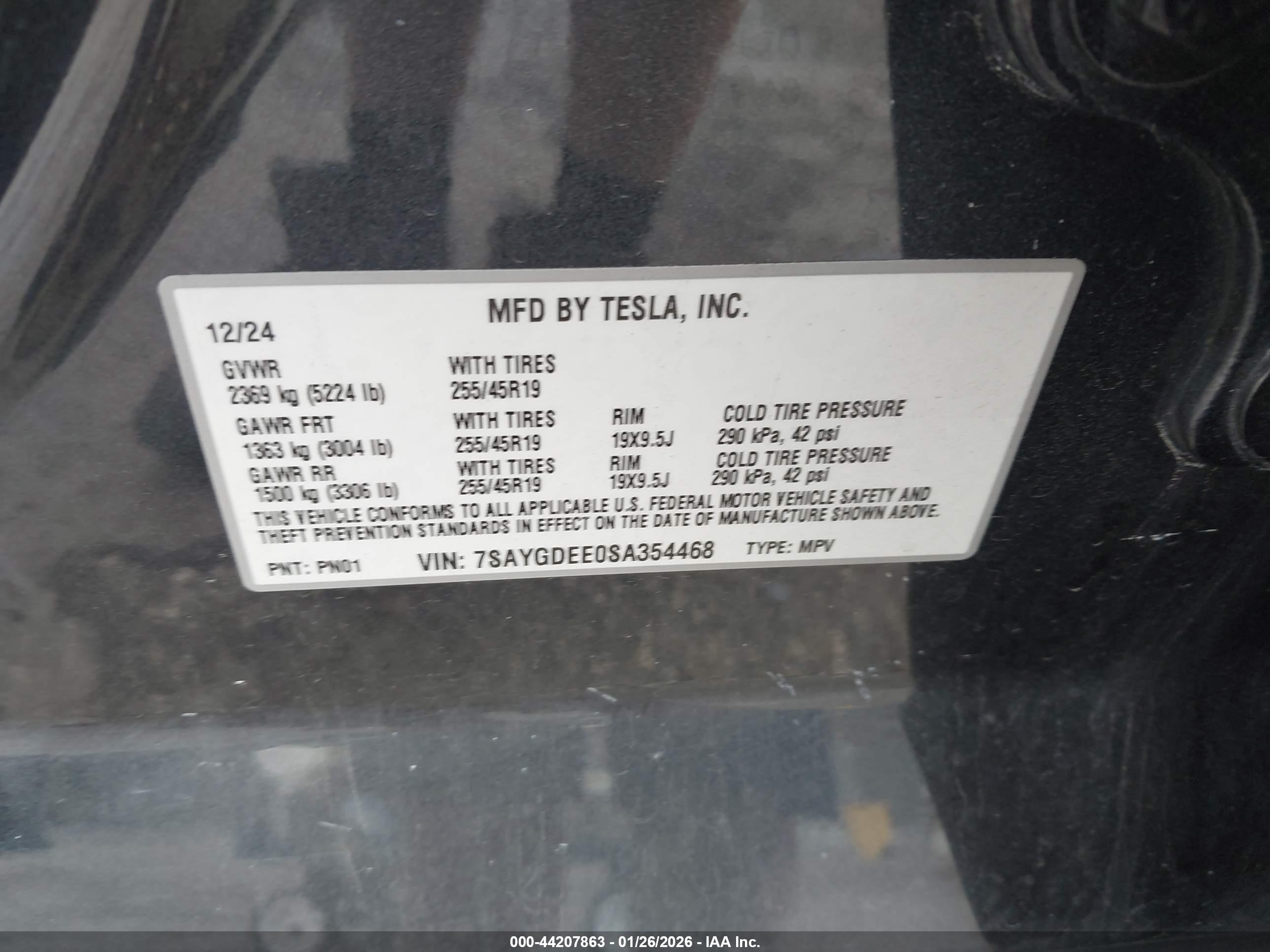 TESLA MODEL image 9