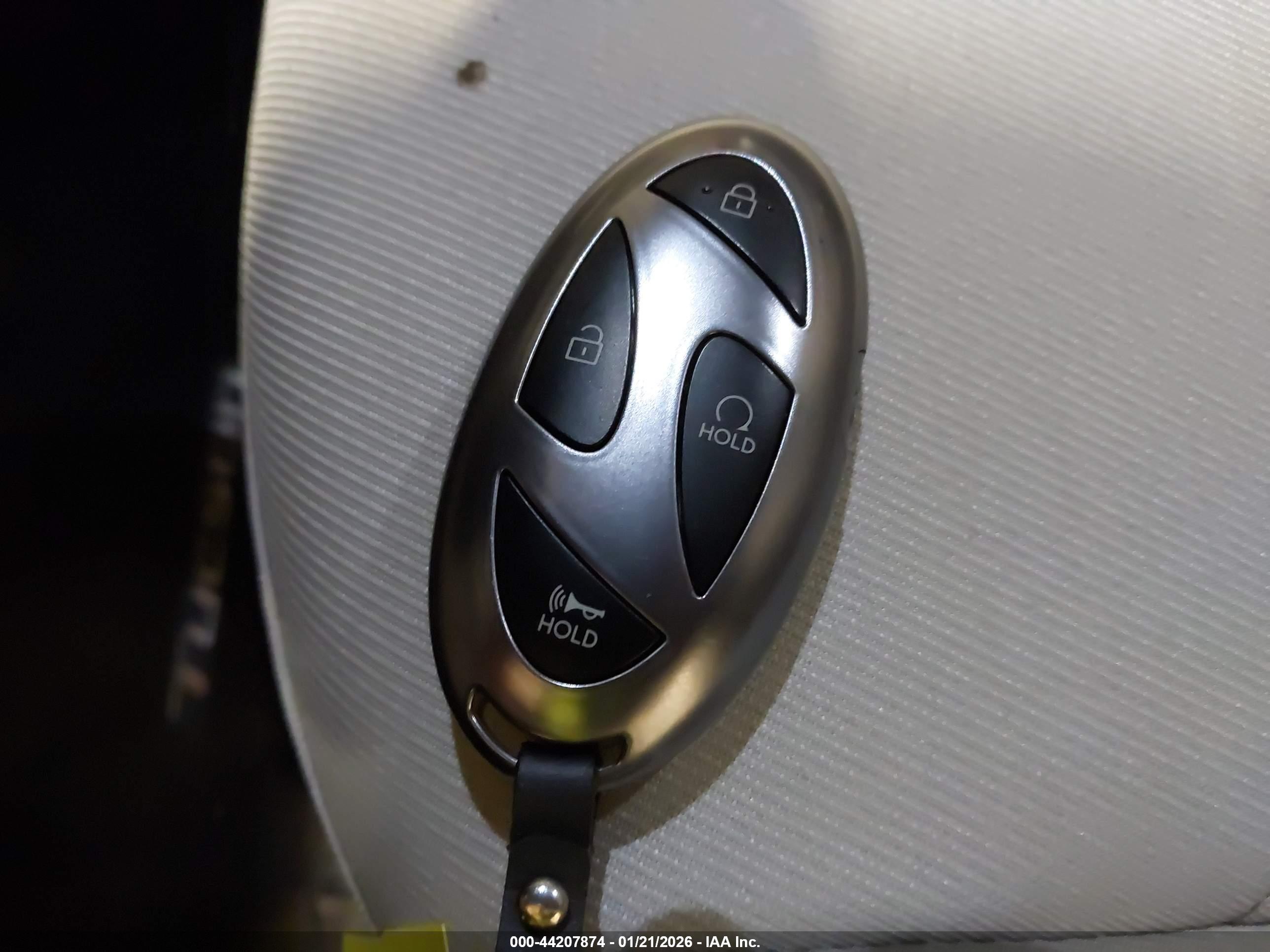 HYUNDAI TUCSON image 11