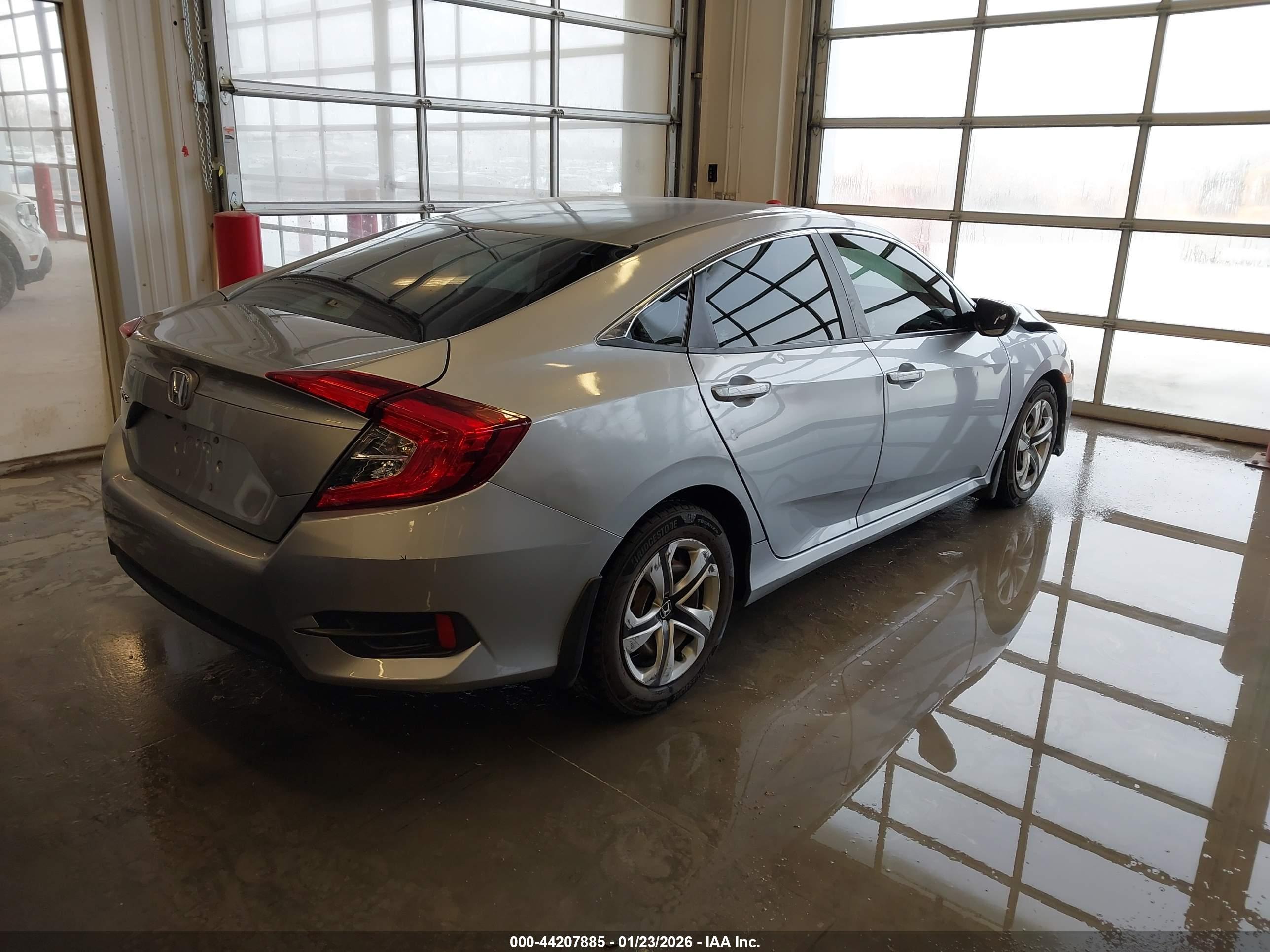 HONDA CIVIC image 4