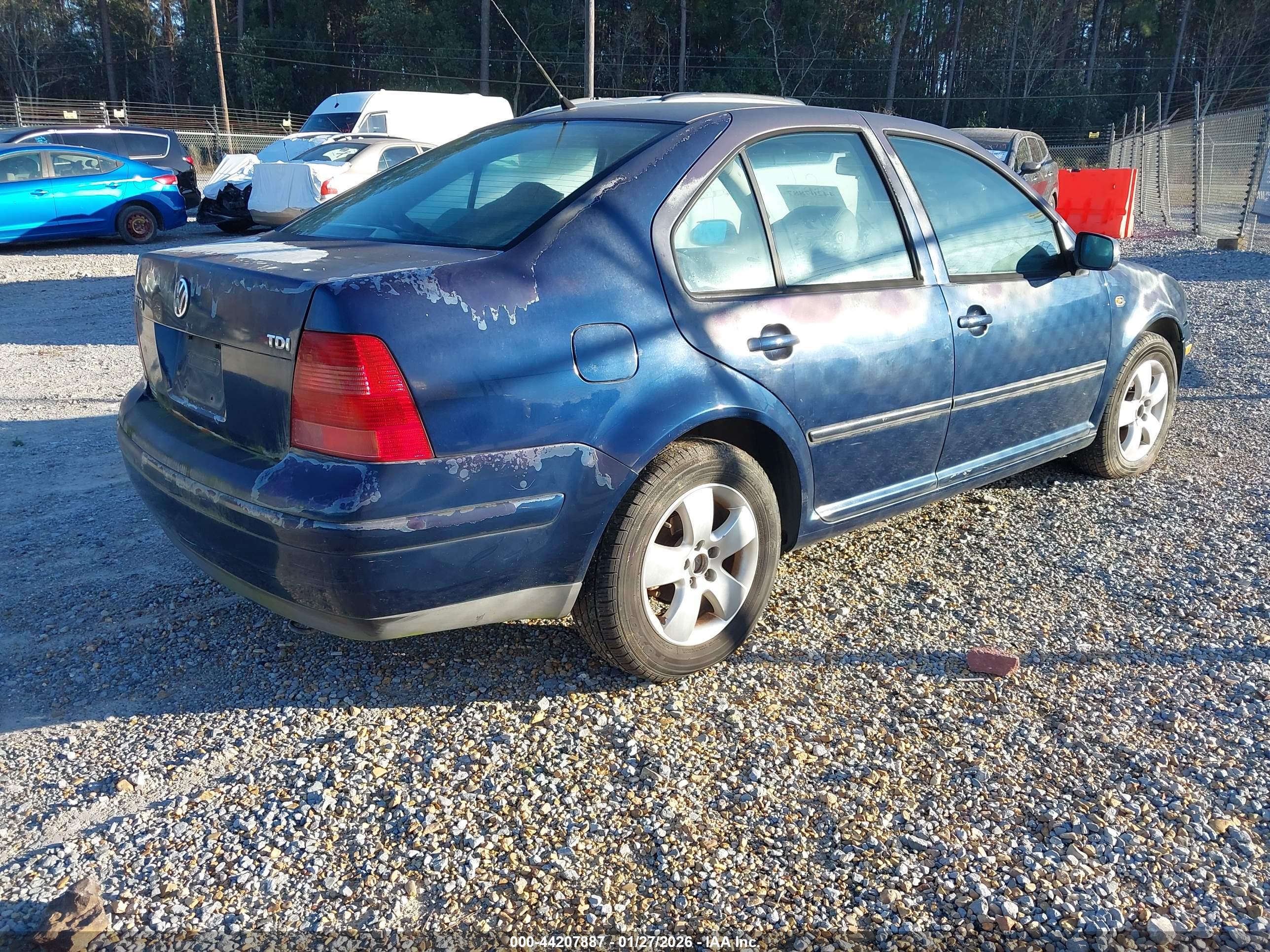 VOLKSWAGEN JETTA image 4