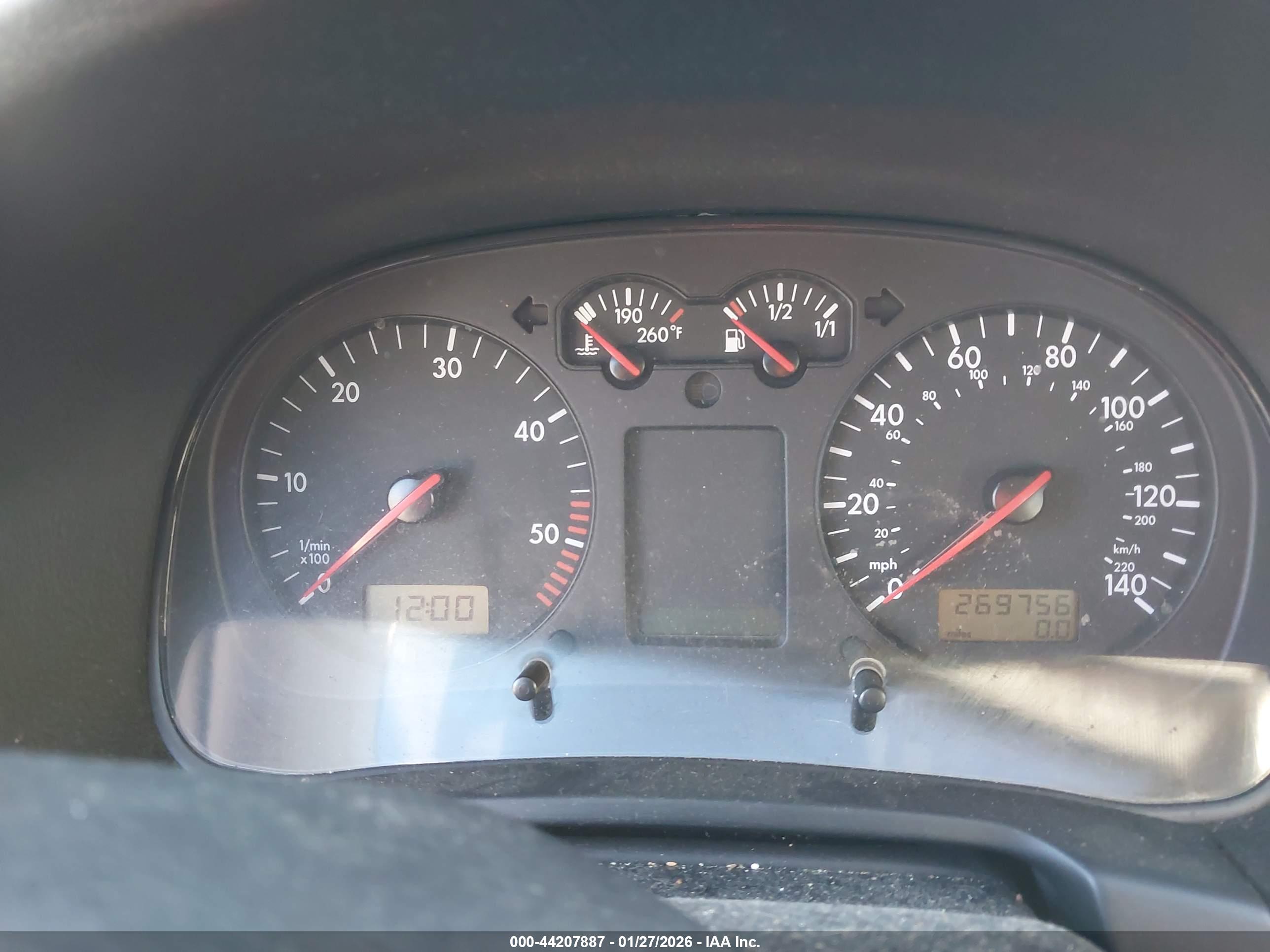 VOLKSWAGEN JETTA image 7