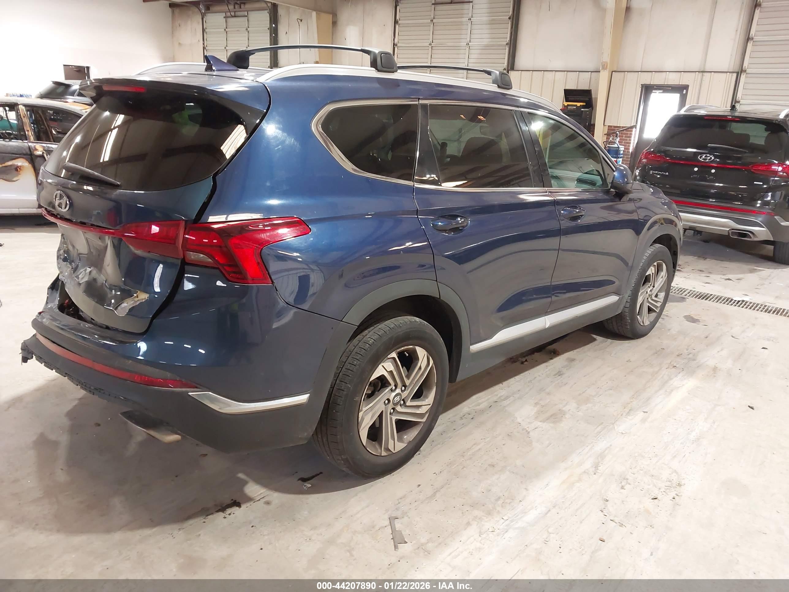 HYUNDAI SANTA image 4